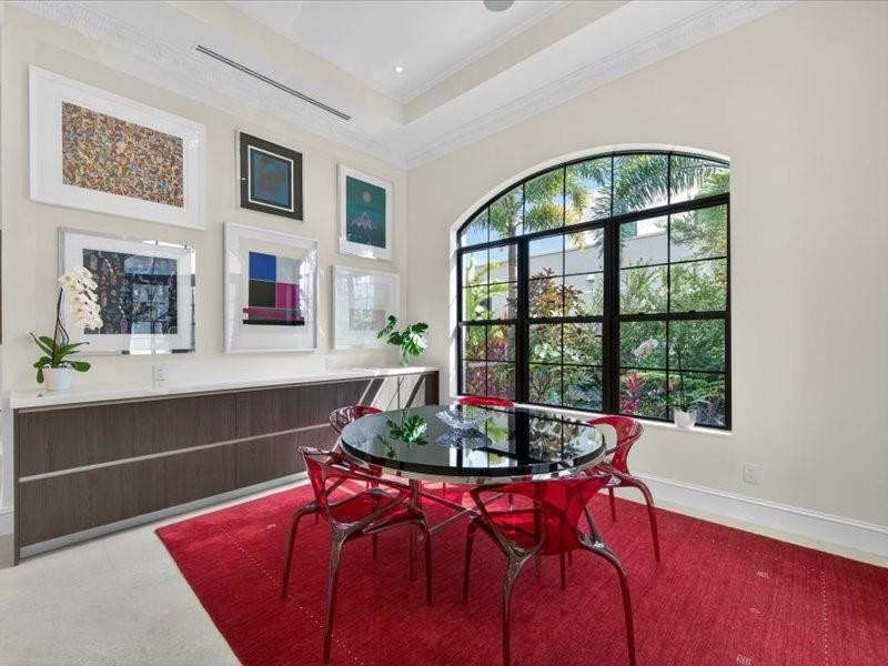 4013 Country Clb Fort Lauderdale, FL 33308