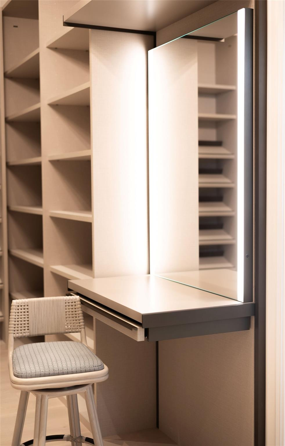 4013 Country Clb Fort Lauderdale, FL 33308