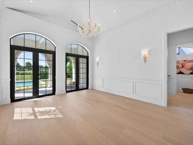 4013 Country Clb Fort Lauderdale, FL 33308