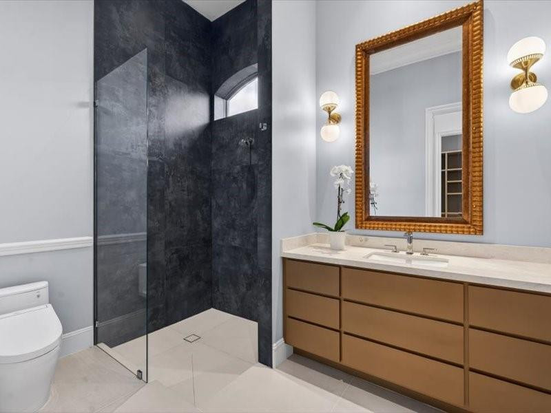 4013 Country Clb Fort Lauderdale, FL 33308