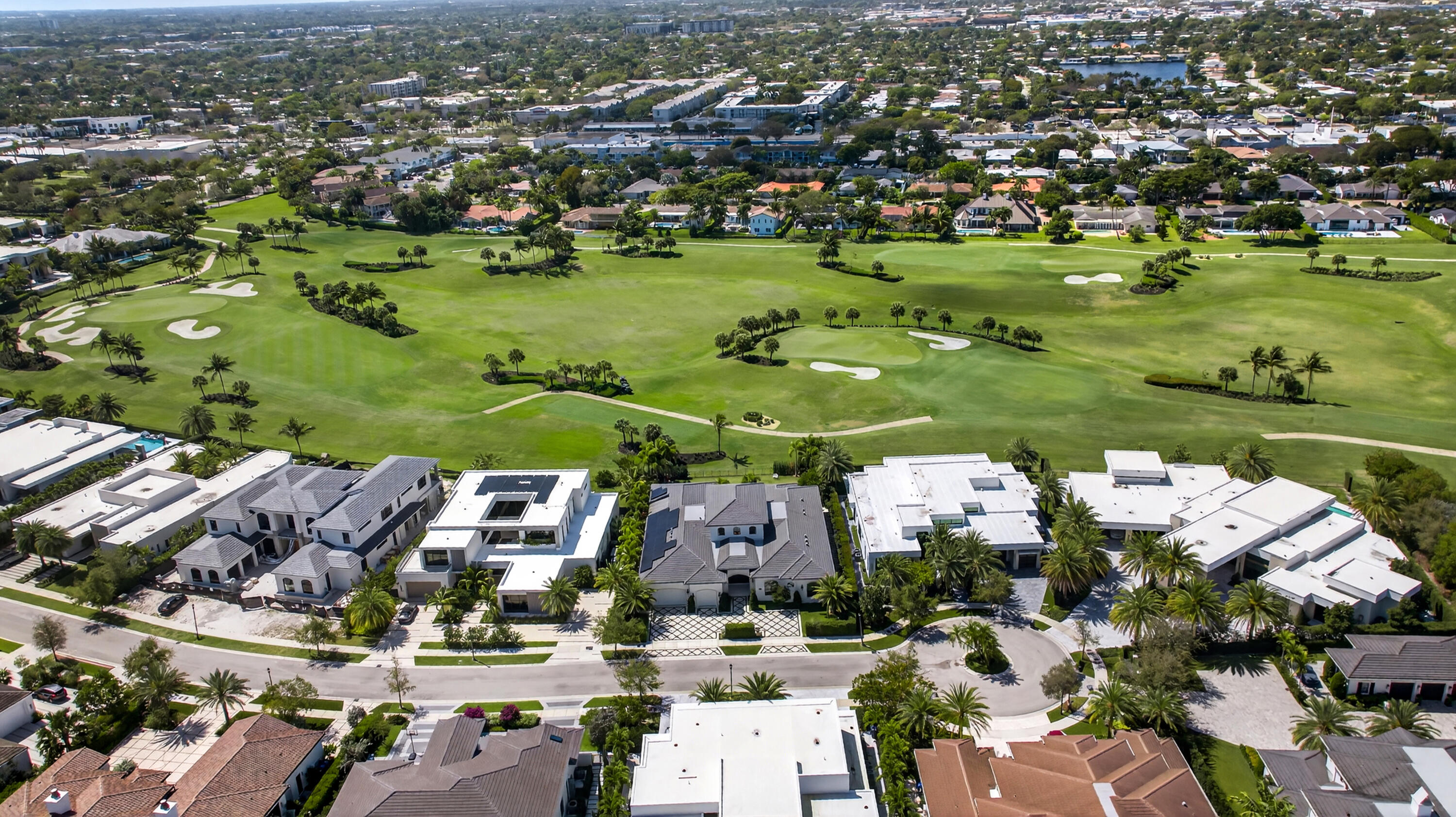 4013 Country Clb Fort Lauderdale, FL 33308