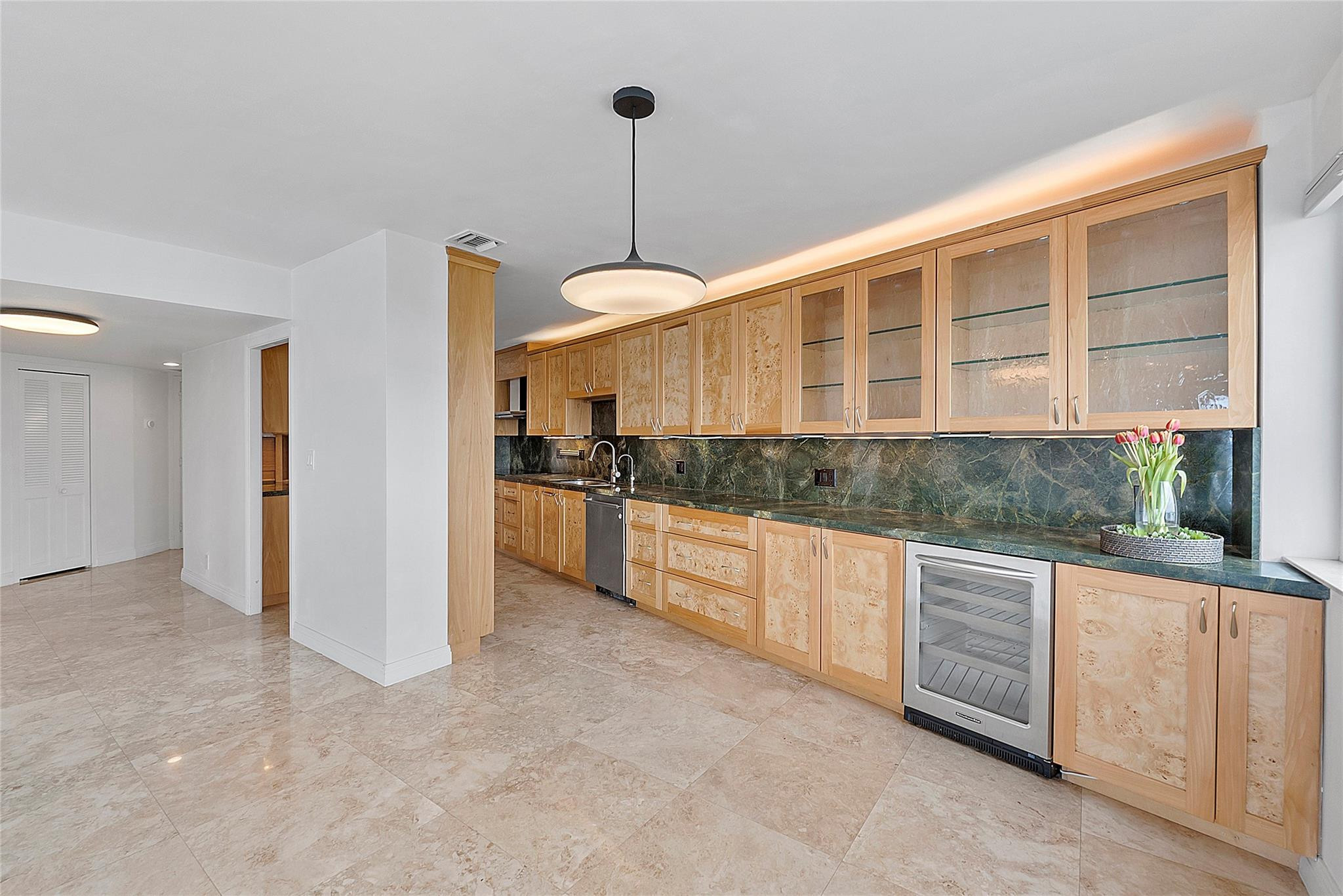 3000 Holiday #1801 Fort Lauderdale, FL 33316