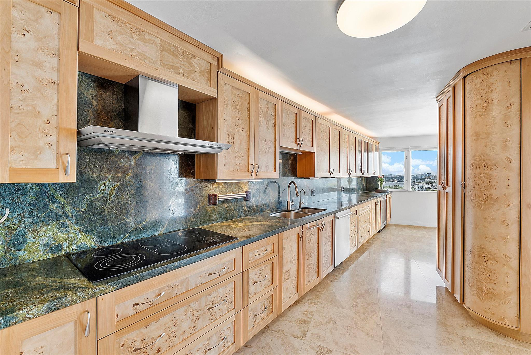 3000 Holiday #1801 Fort Lauderdale, FL 33316