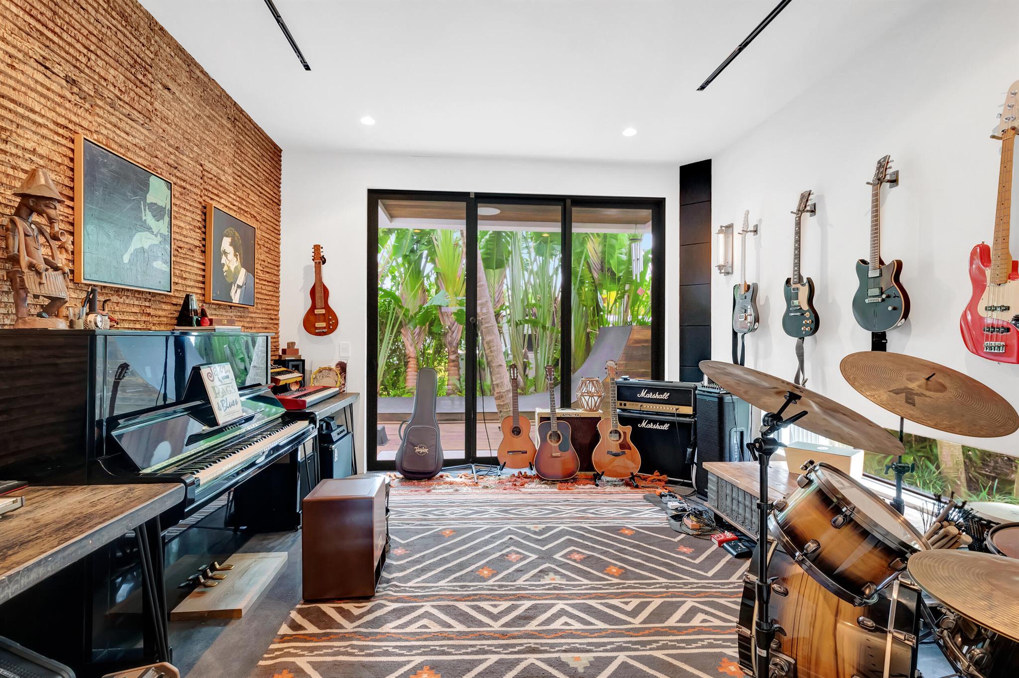 3421 Beacon St Pompano Beach, FL 33062