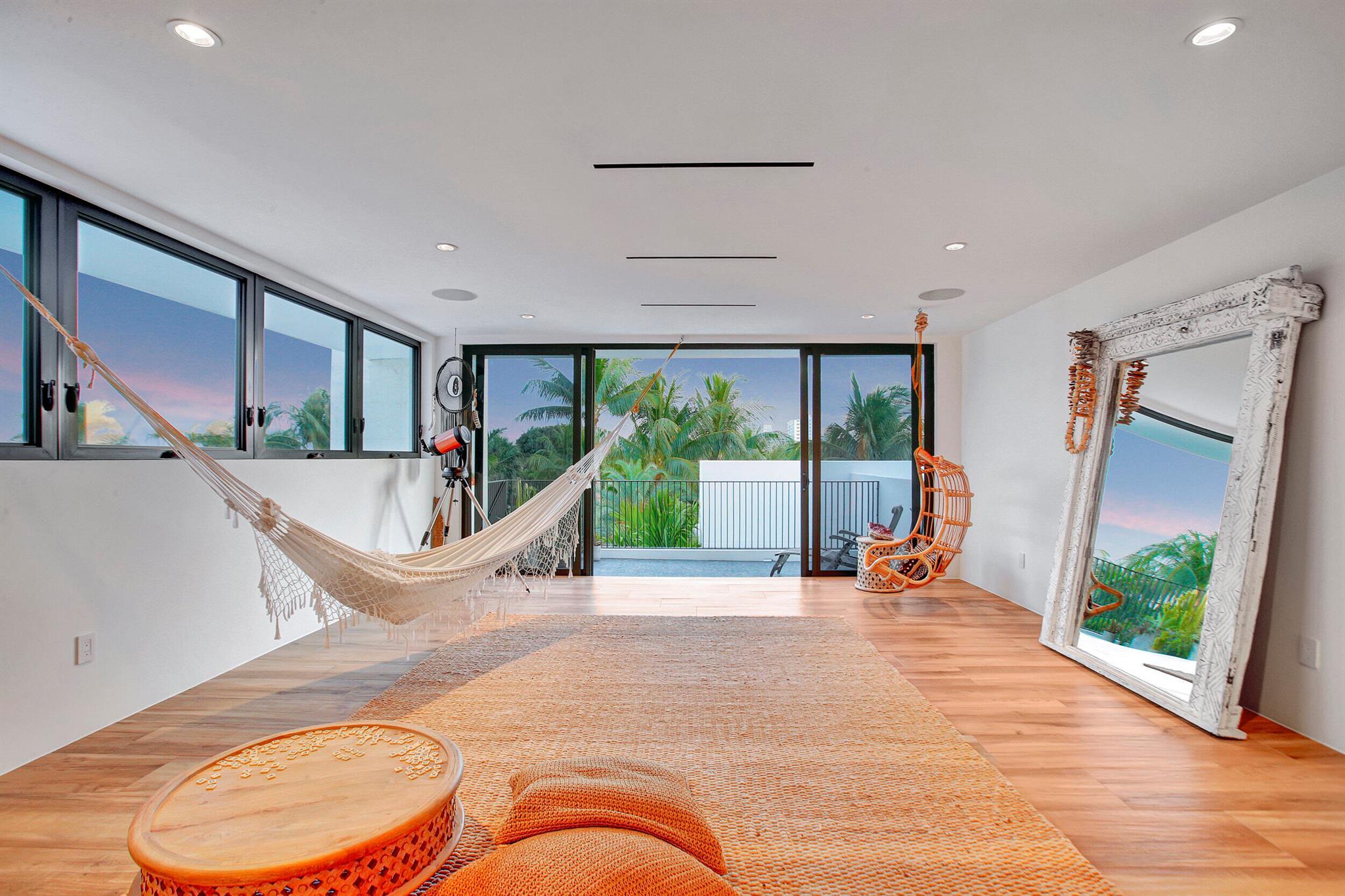 3421 Beacon St Pompano Beach, FL 33062