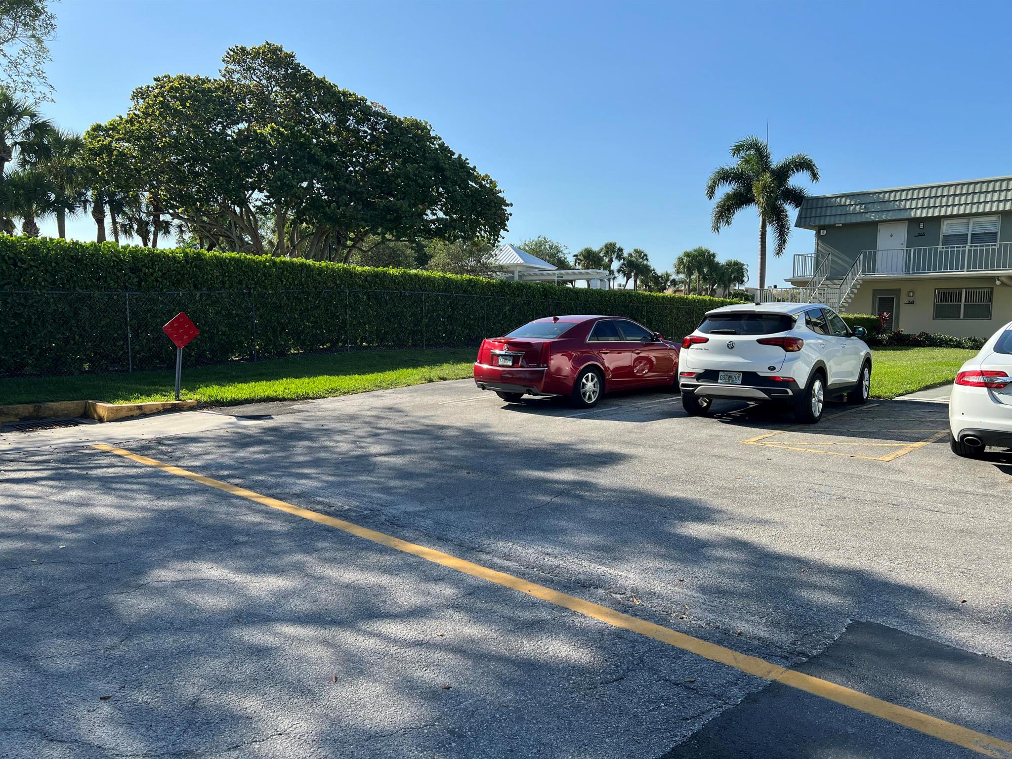 267 Flanders F,Delray Beach, FL 33484