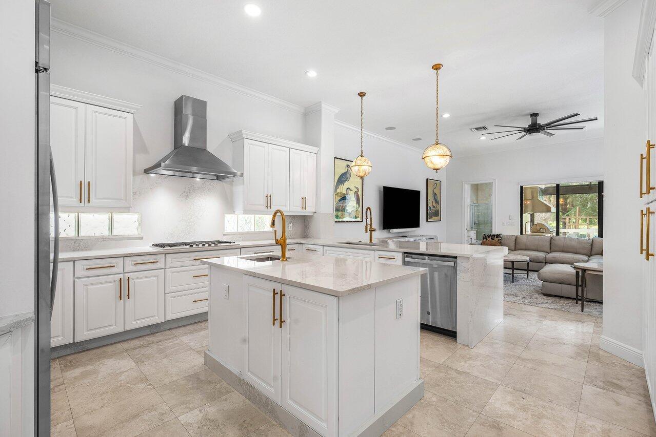 8984 Three Rail Dr Boynton Beach, FL 33472