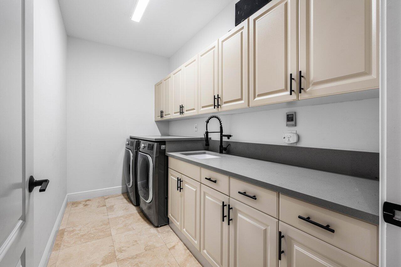 8984 Three Rail Dr Boynton Beach, FL 33472