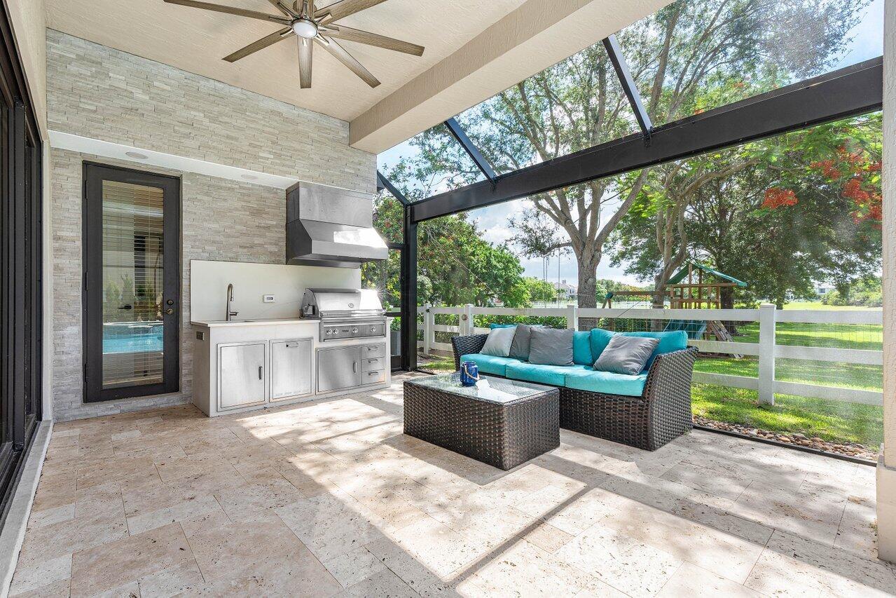 8984 Three Rail Dr Boynton Beach, FL 33472