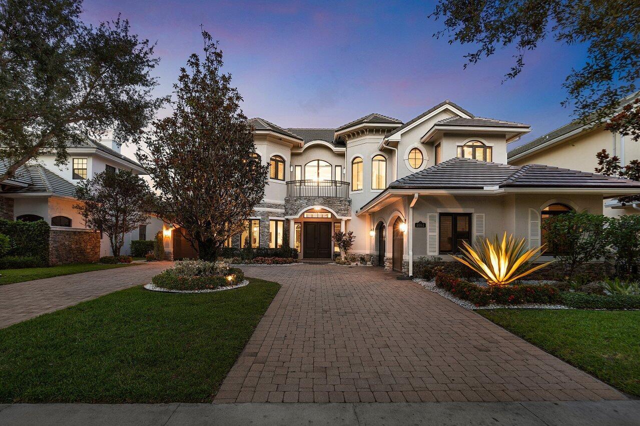 8984 Three Rail Dr Boynton Beach, FL 33472