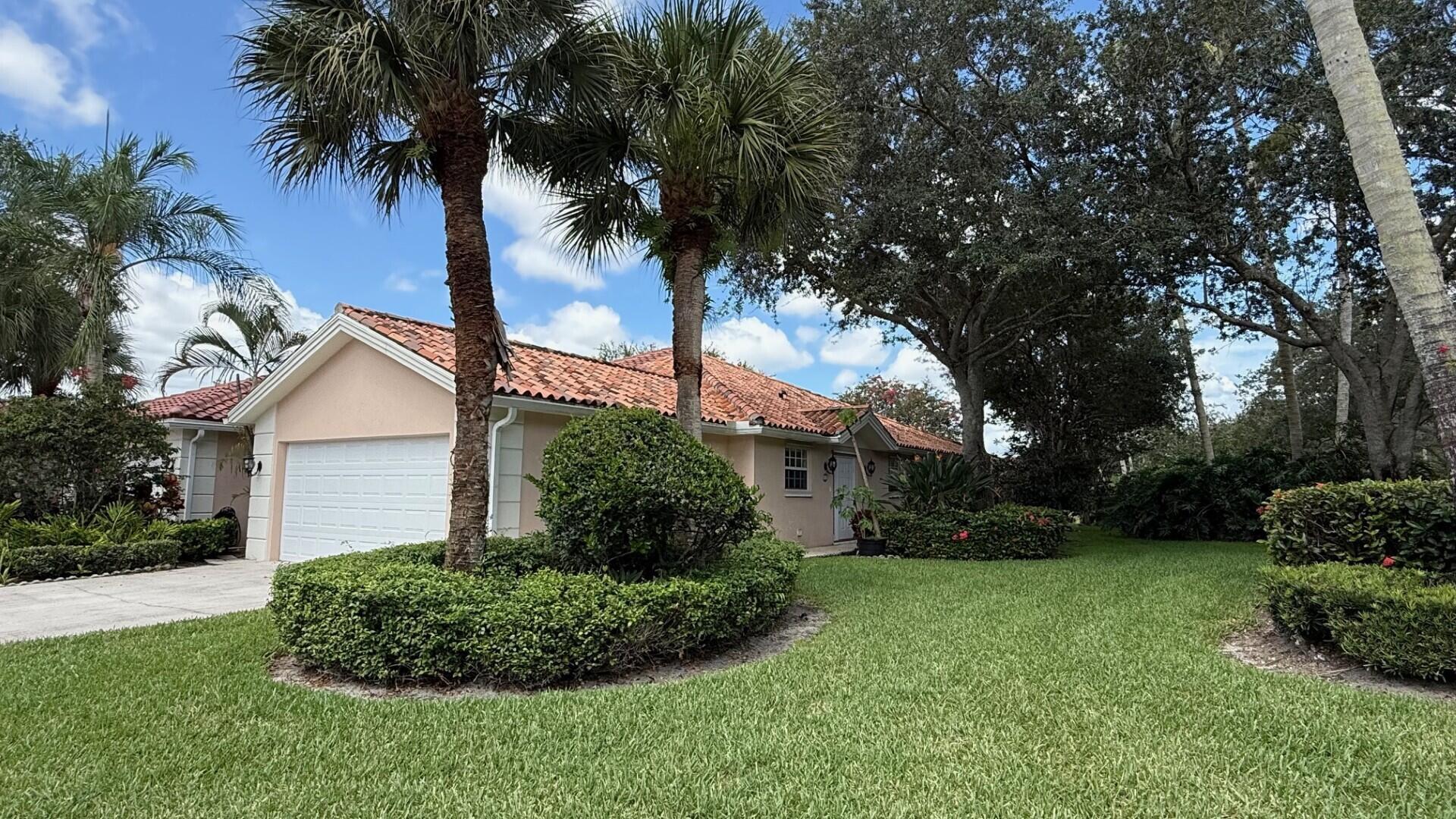 2861 Livingston Ln