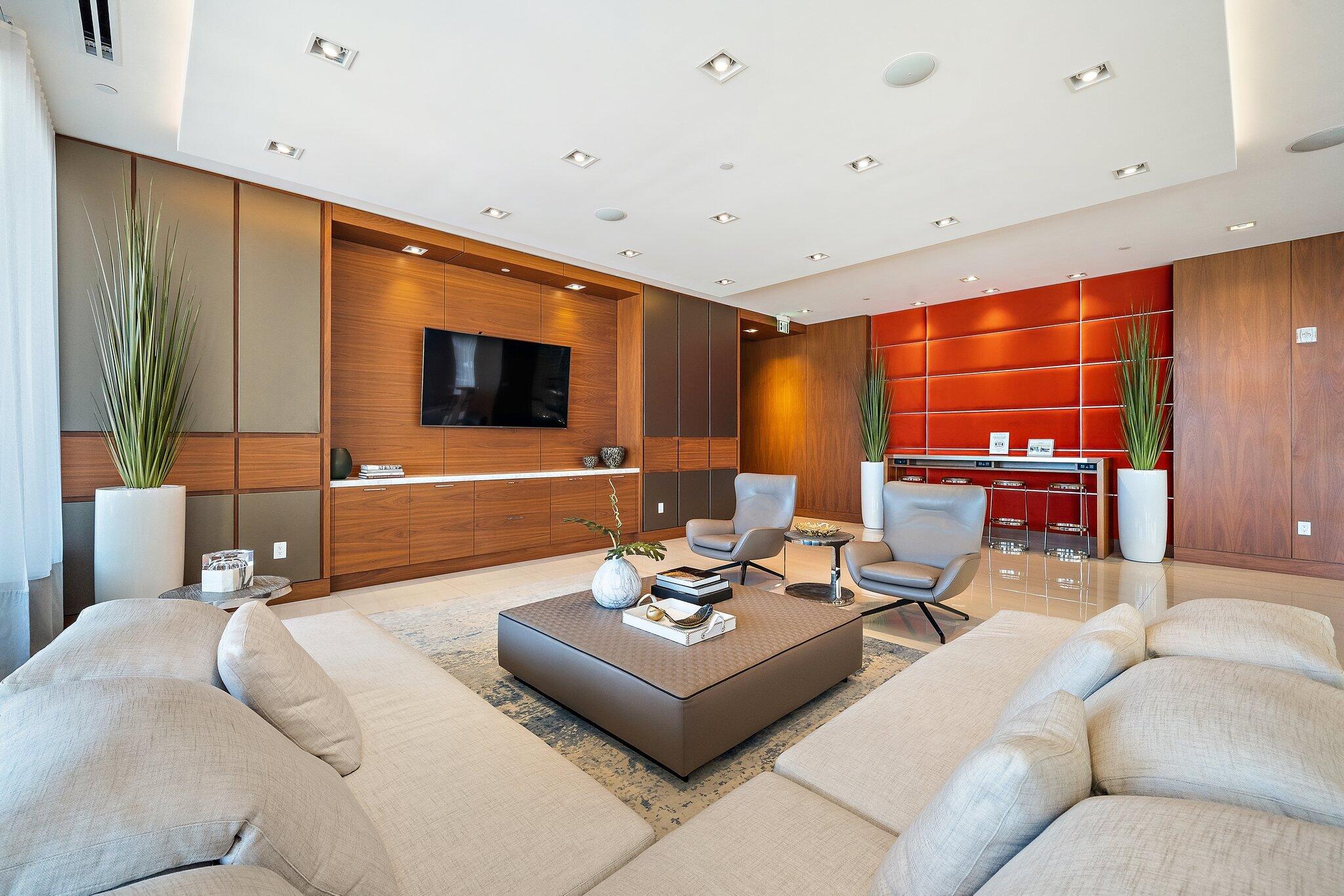 3730 N Ocean #9d Singer Island, FL 33404