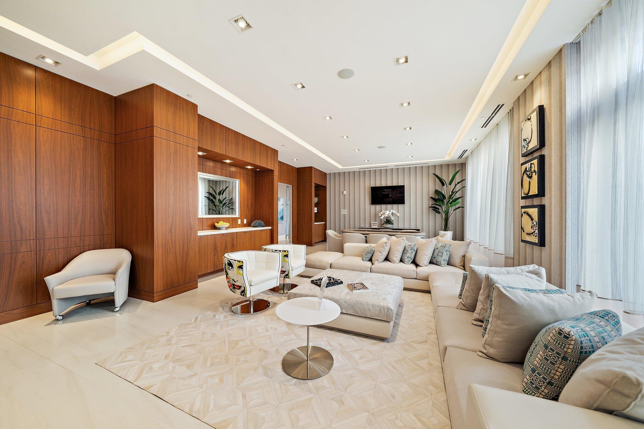 3730 N Ocean #9d Singer Island, FL 33404