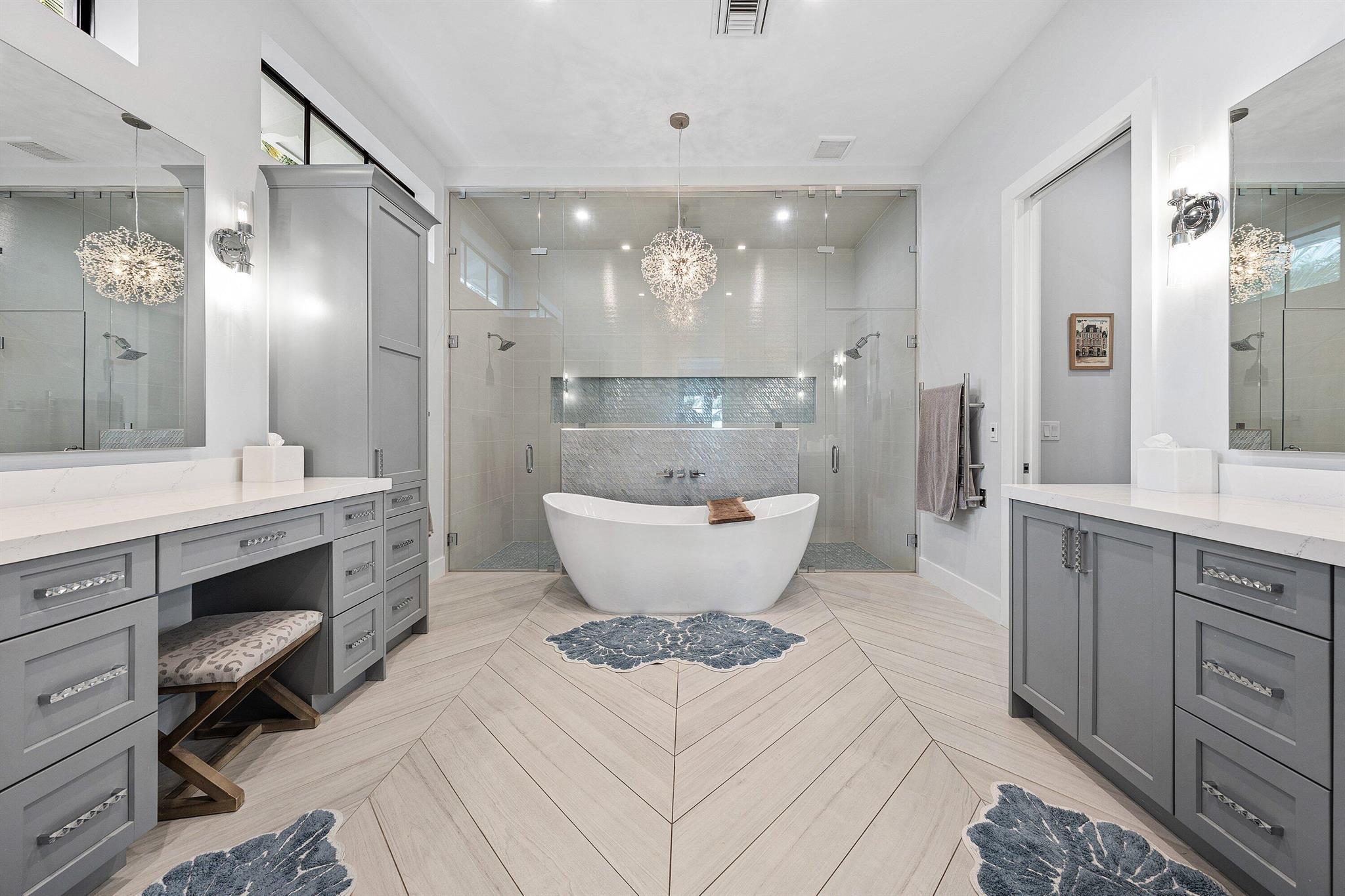 530 Old School Rd Gulfstream, FL 33483