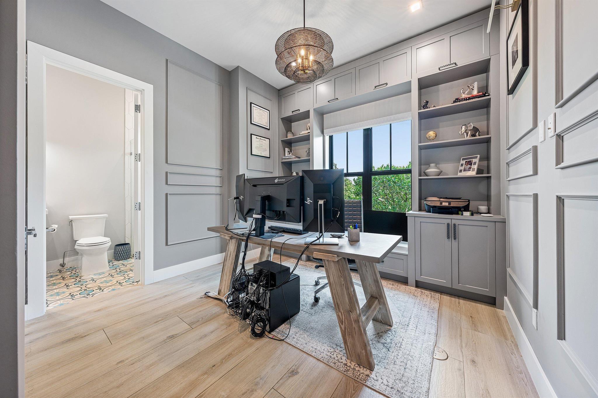 530 Old School Rd Gulfstream, FL 33483