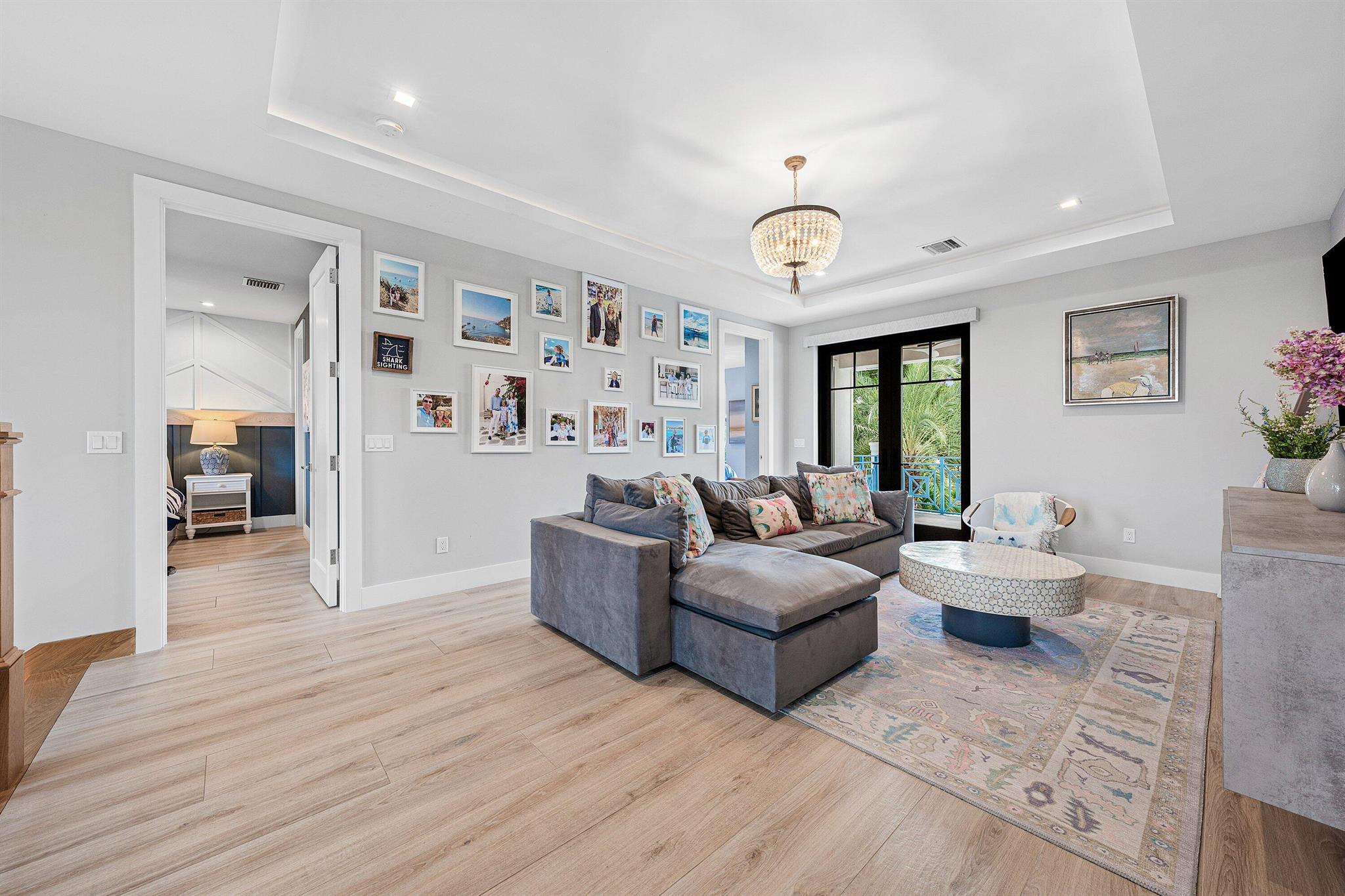 530 Old School Rd Gulfstream, FL 33483