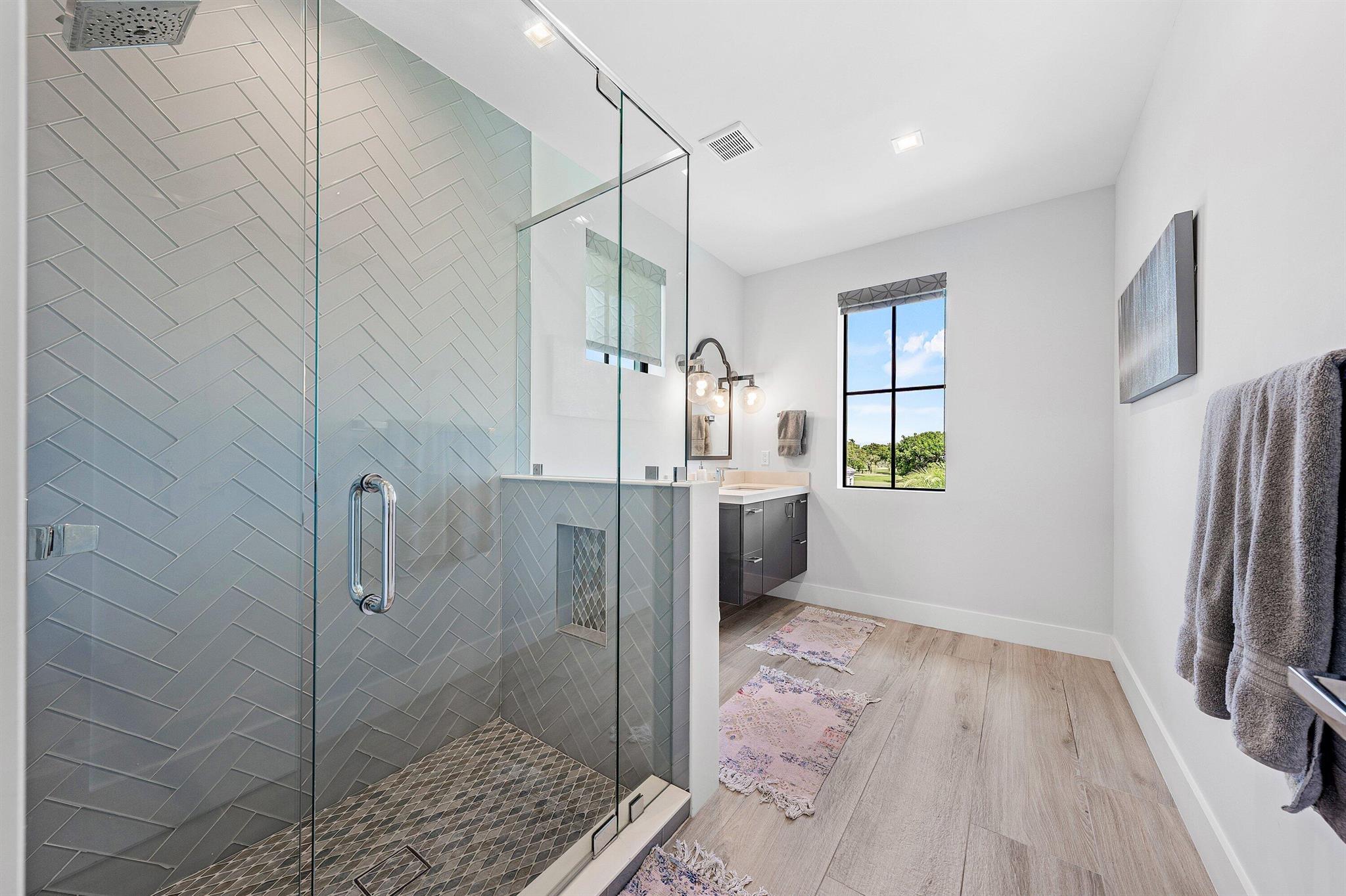 530 Old School Rd Gulfstream, FL 33483