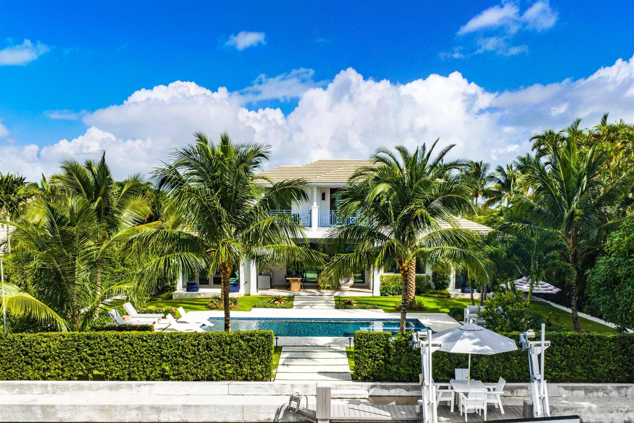 530 Old School Rd Gulfstream, FL 33483