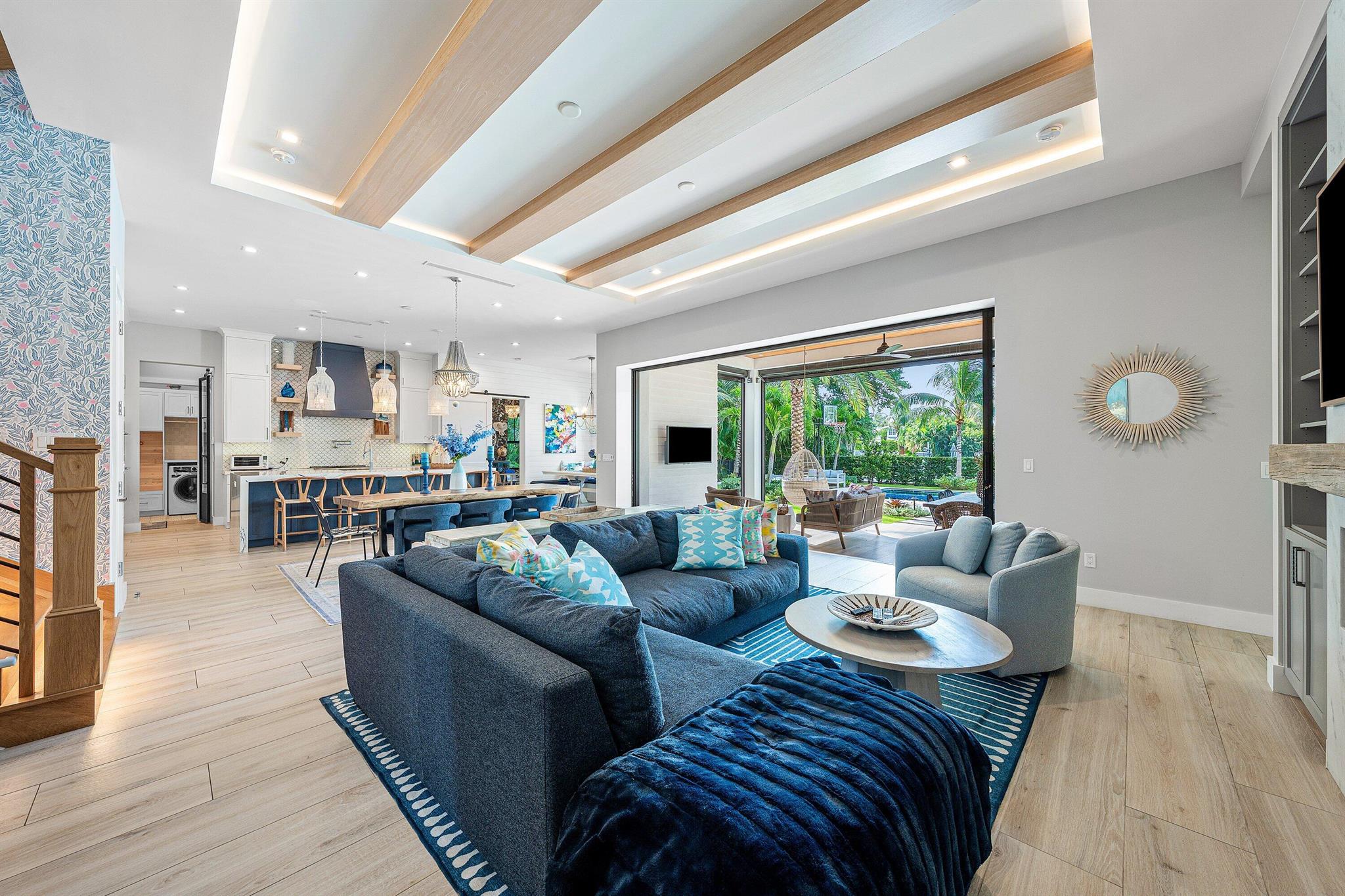 530 Old School Rd Gulfstream, FL 33483