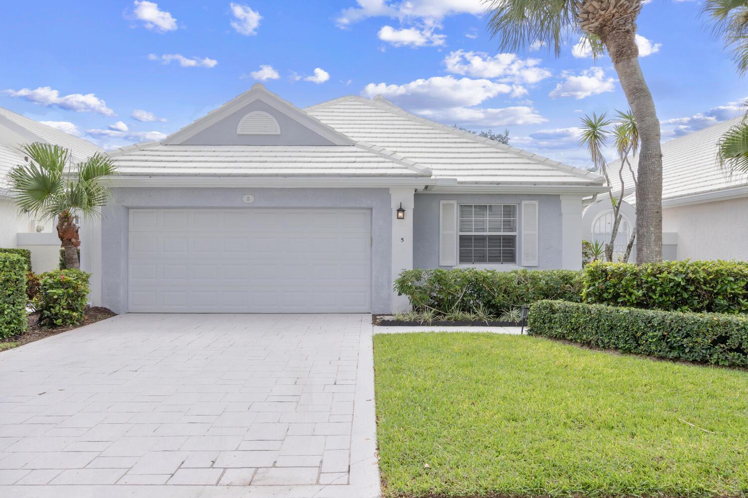5 Brighton Ct