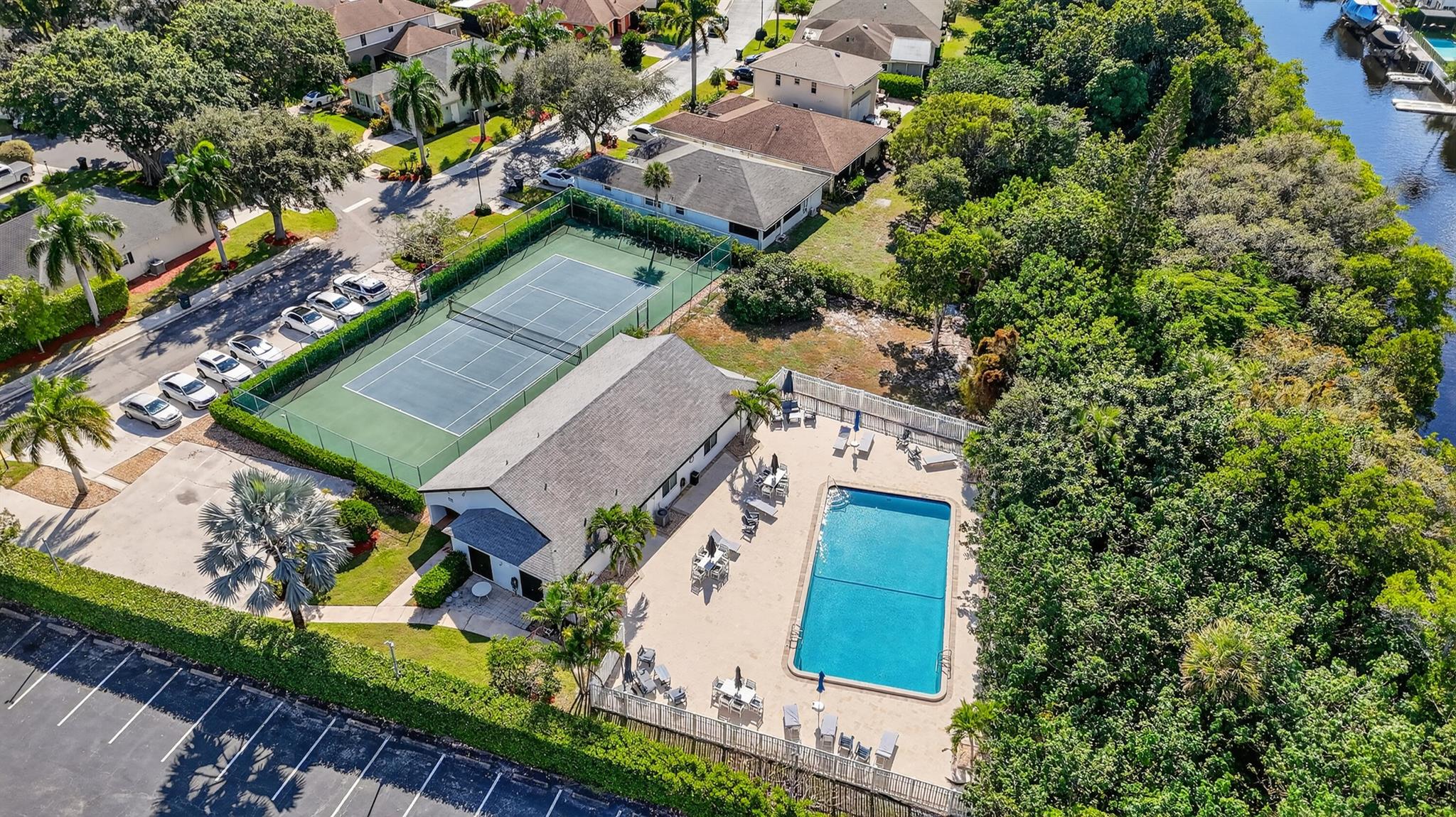 501 SW 1st St Boca Raton, FL 33432