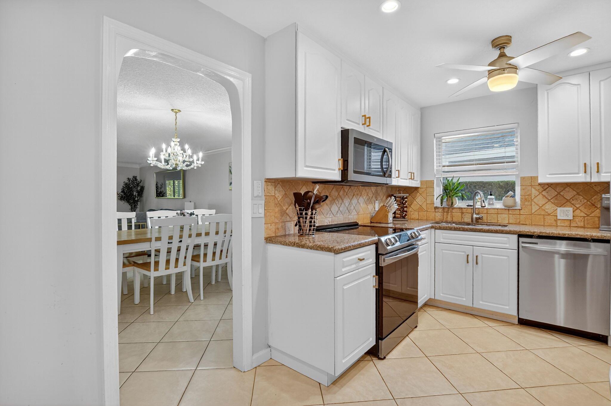 501 SW 1st St Boca Raton, FL 33432