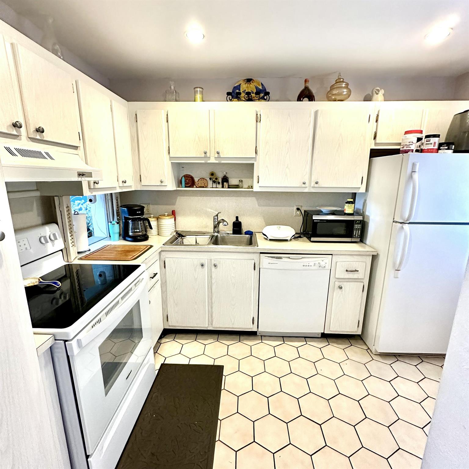 4090 Tivoli Ct #306 Lake Worth, FL 33467