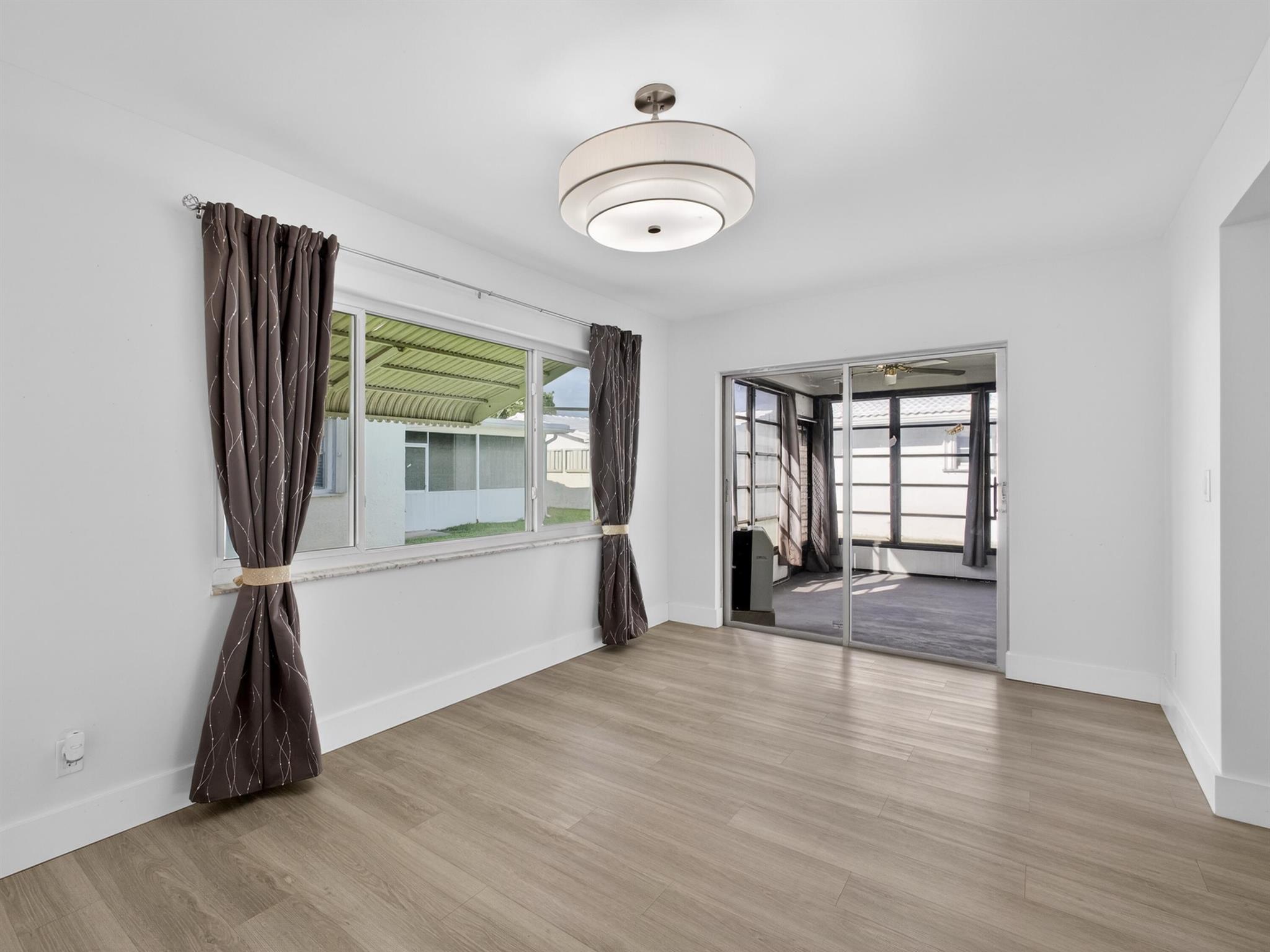 2003 SW 17th St Boynton Beach, FL 33426