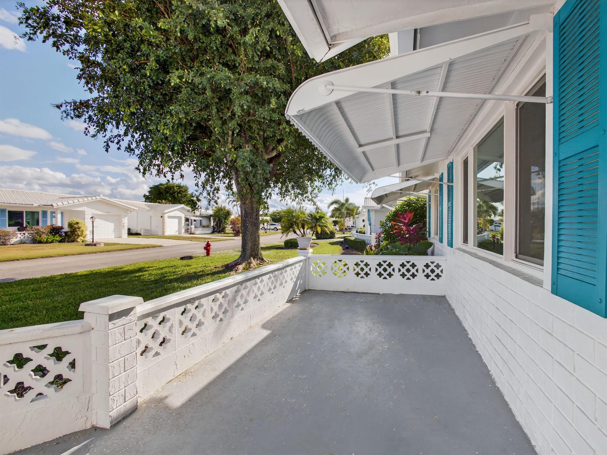 2003 SW 17th St Boynton Beach, FL 33426