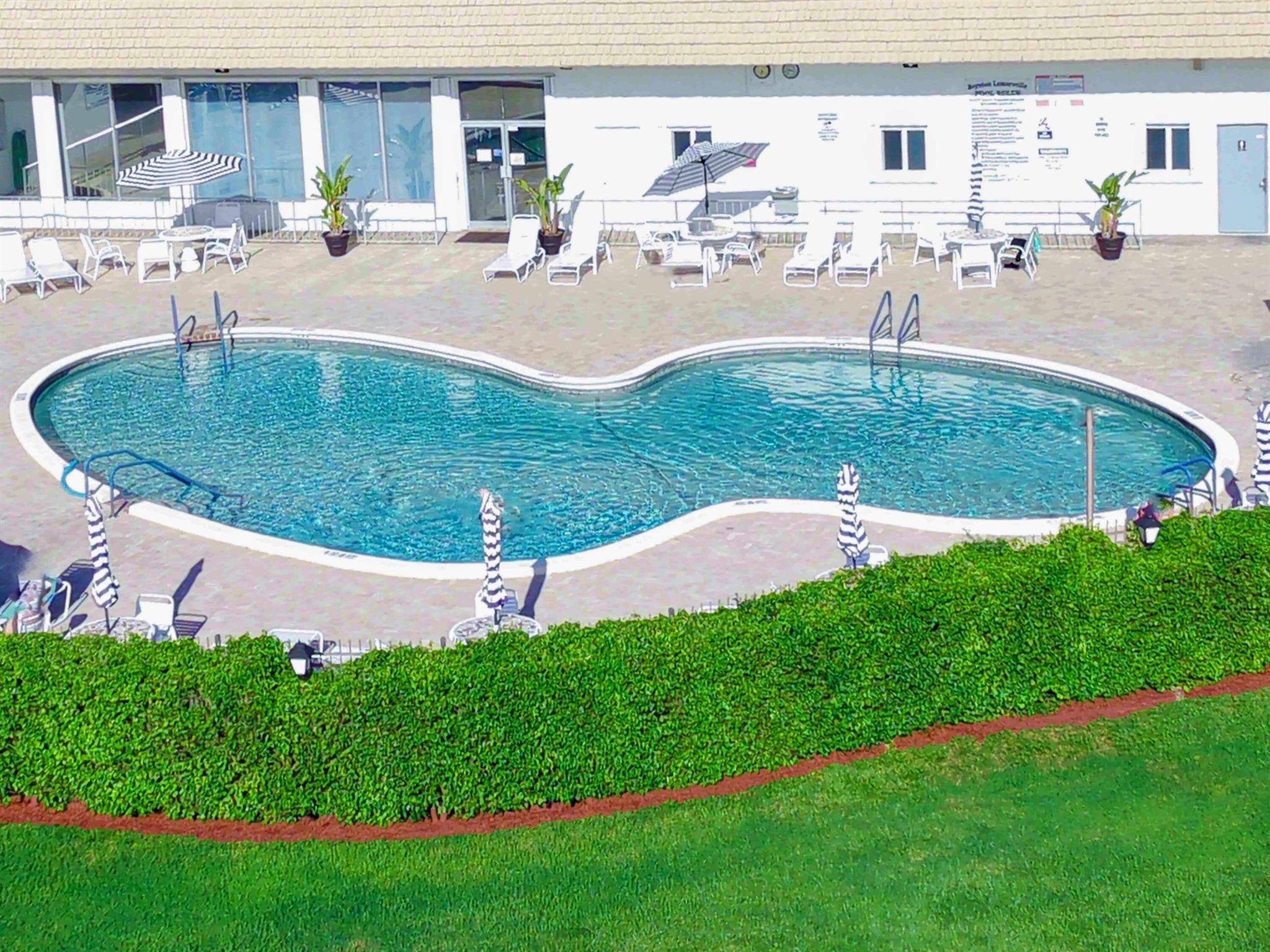 2003 SW 17th St Boynton Beach, FL 33426