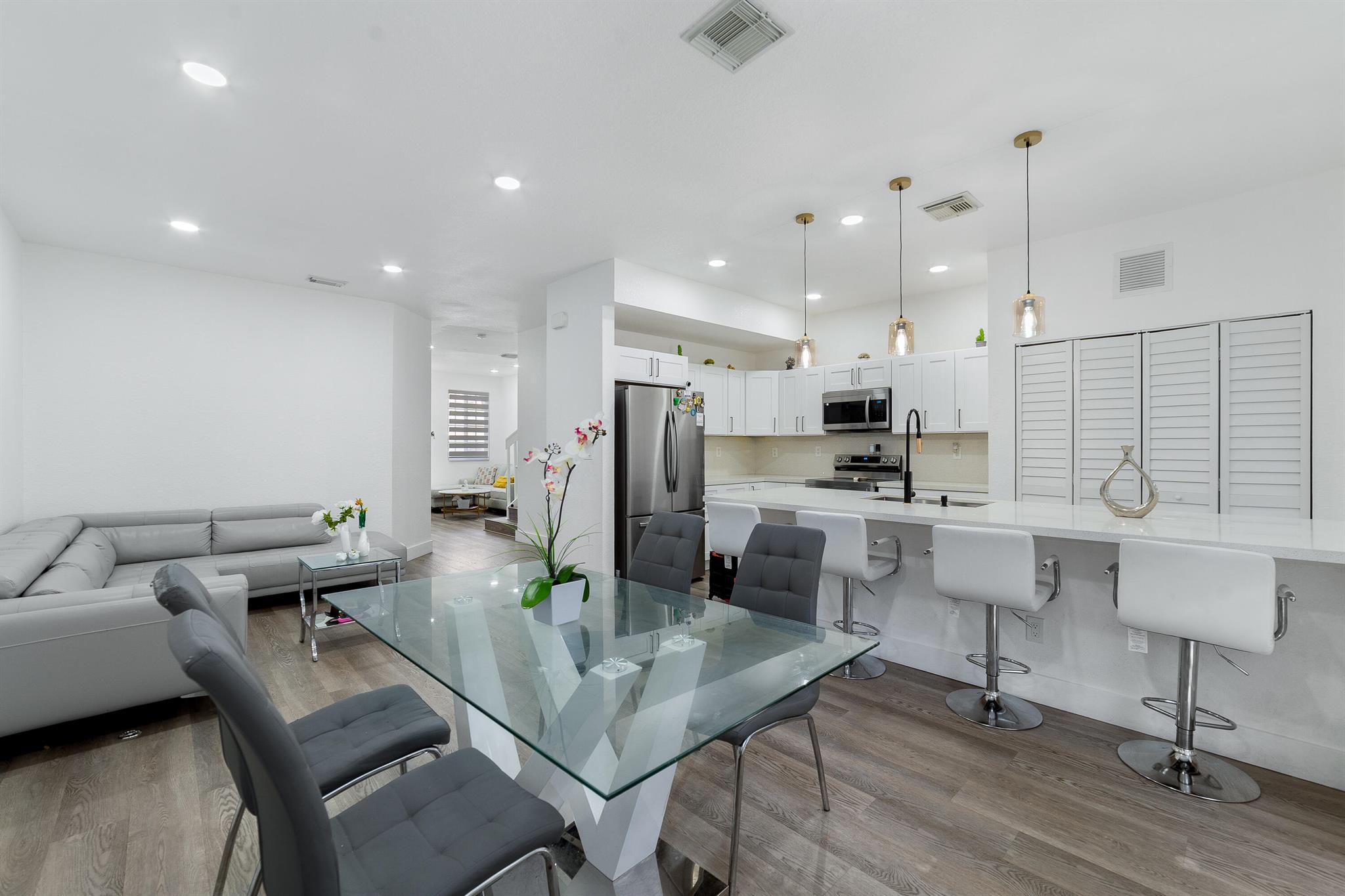 21105 NW 14th Pl #438 Miami Gardens, FL 33169