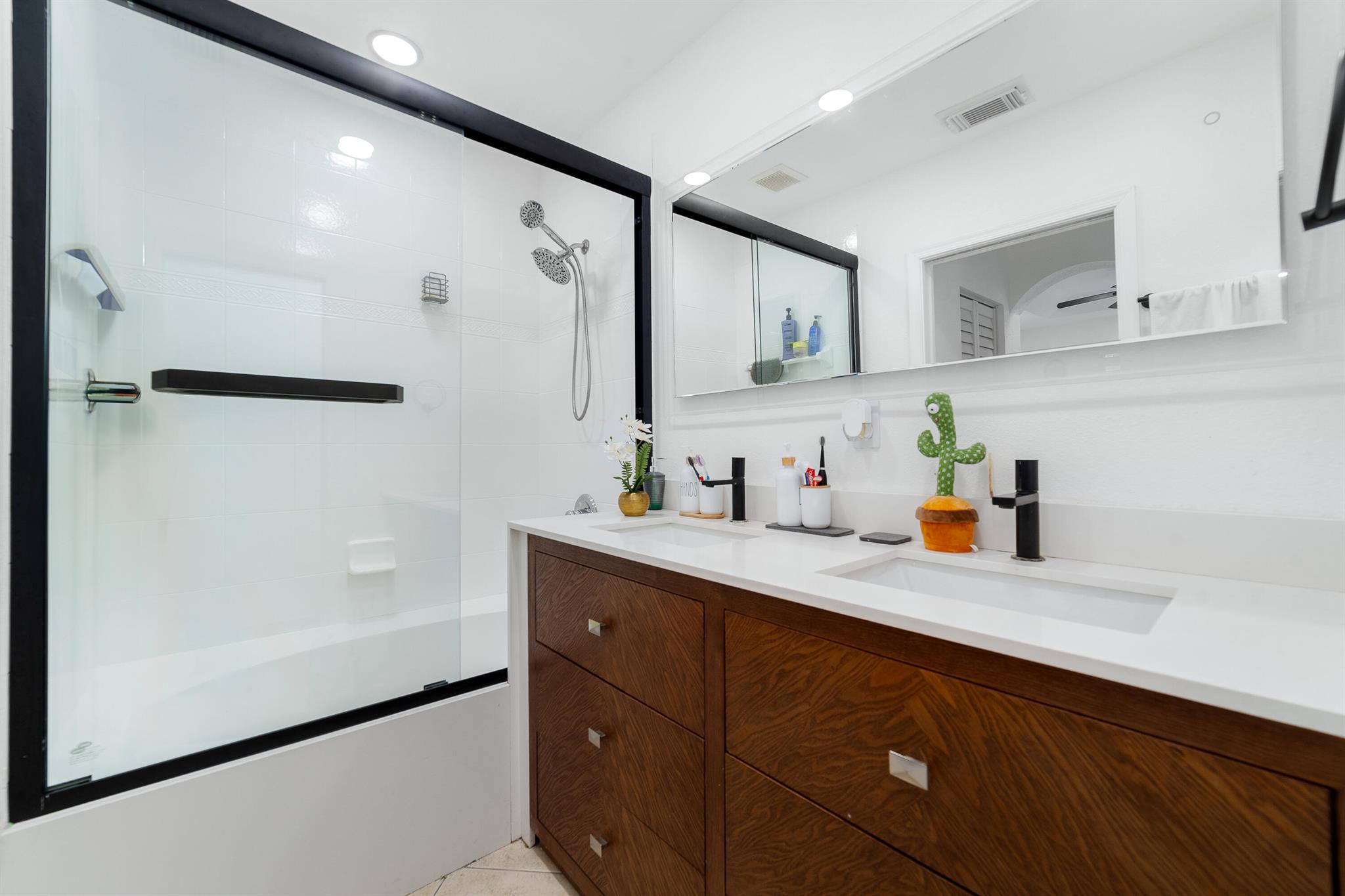 21105 NW 14th Pl #438 Miami Gardens, FL 33169