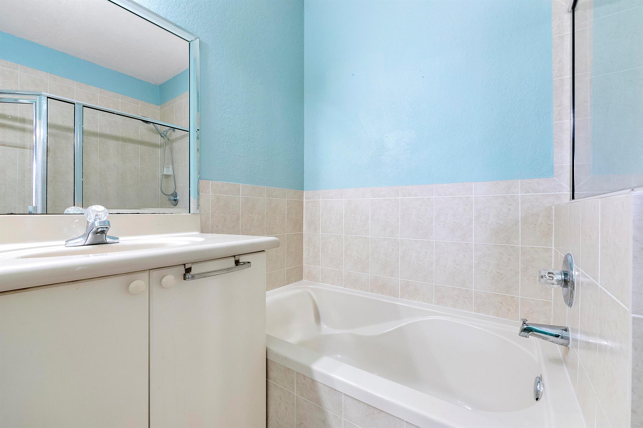 13743 SW 116th Ter Miami, FL 33186