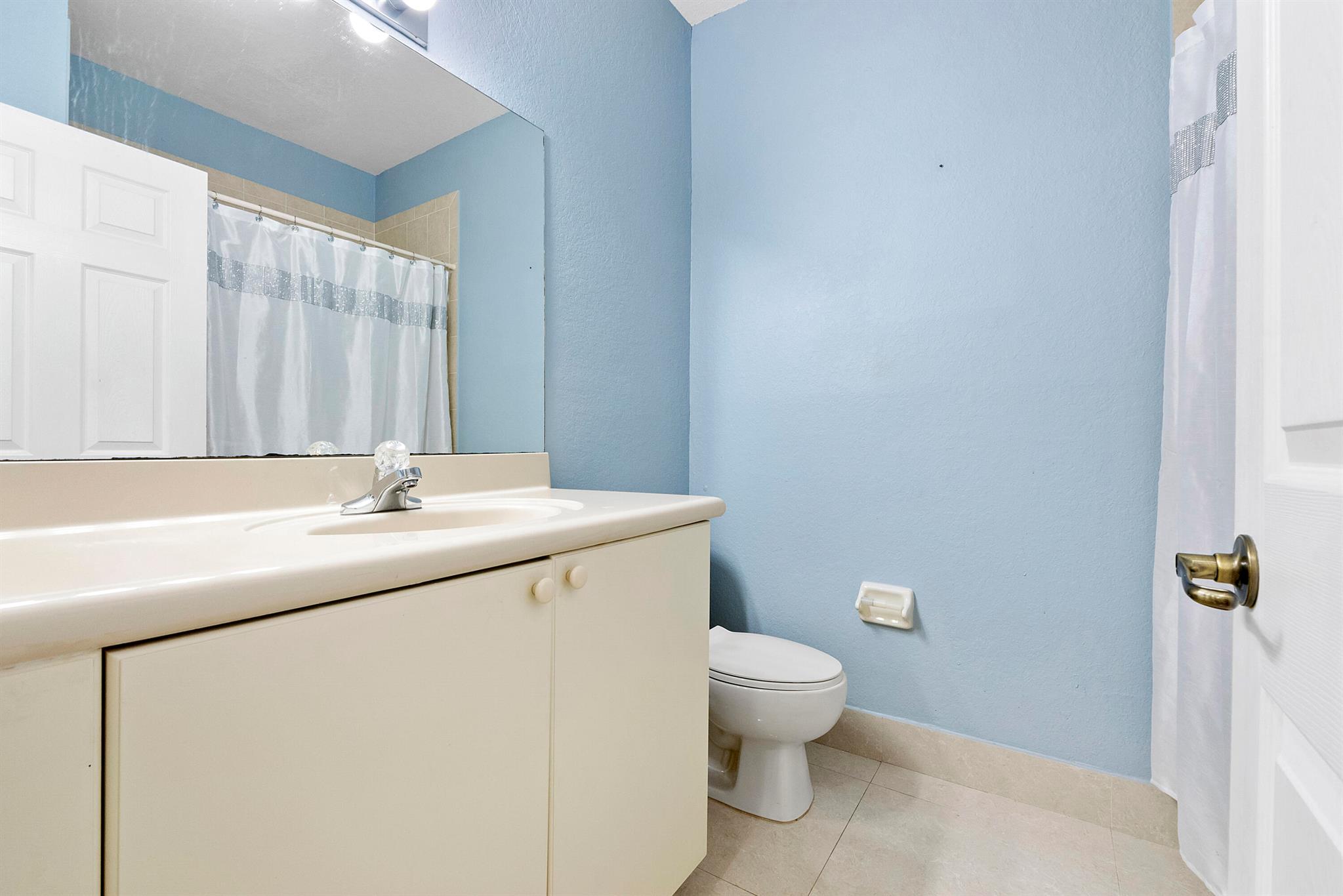 13743 SW 116th Ter Miami, FL 33186