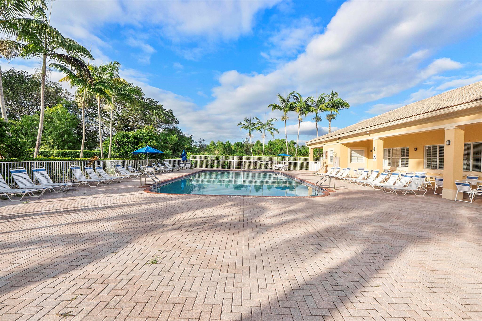 13743 SW 116th Ter Miami, FL 33186