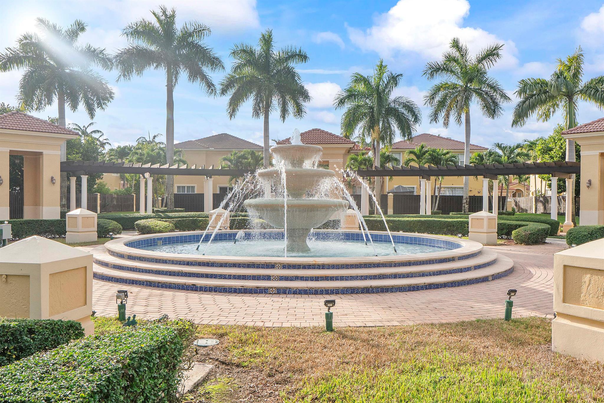 13743 SW 116th Ter Miami, FL 33186