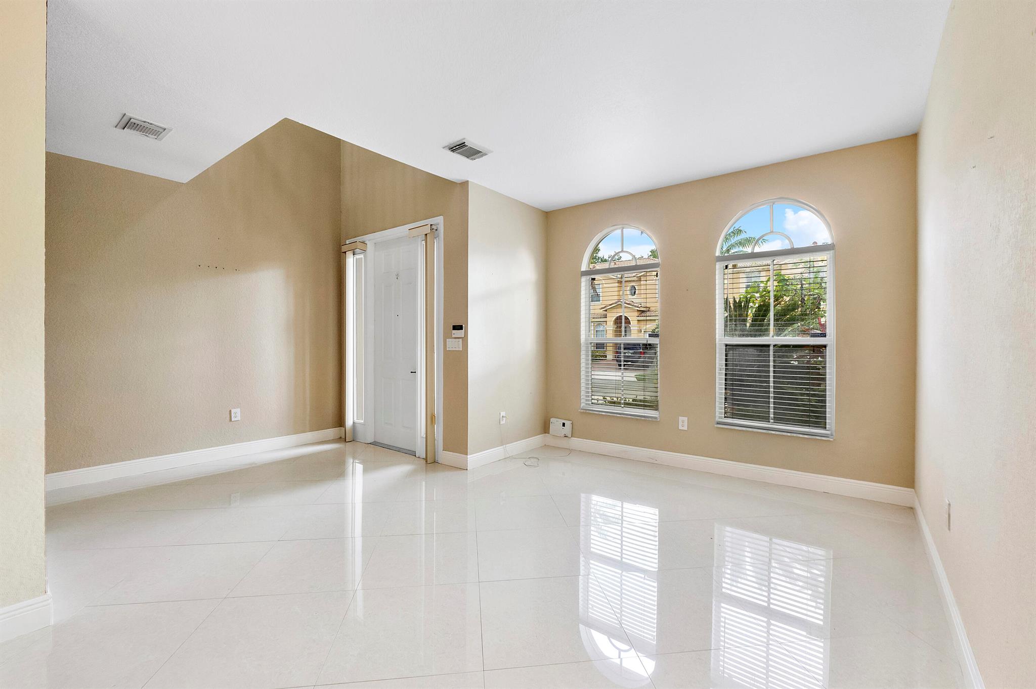 13743 SW 116th Ter Miami, FL 33186