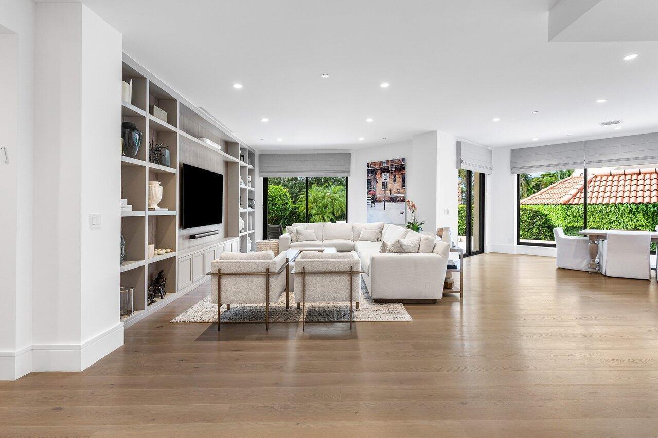 7383 Orangewood Ln #501 Boca Raton, FL 33433