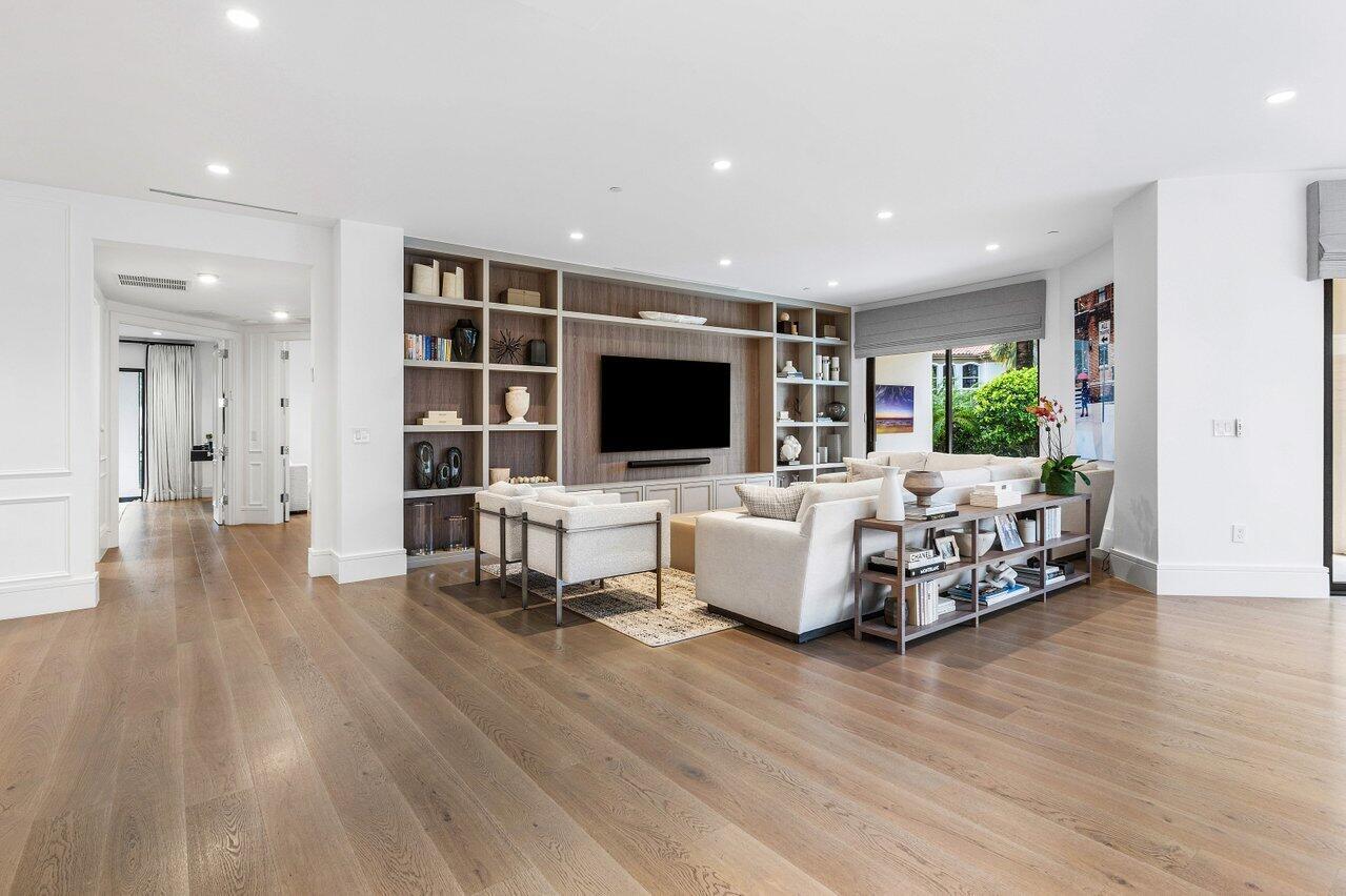 7383 Orangewood Ln #501 Boca Raton, FL 33433