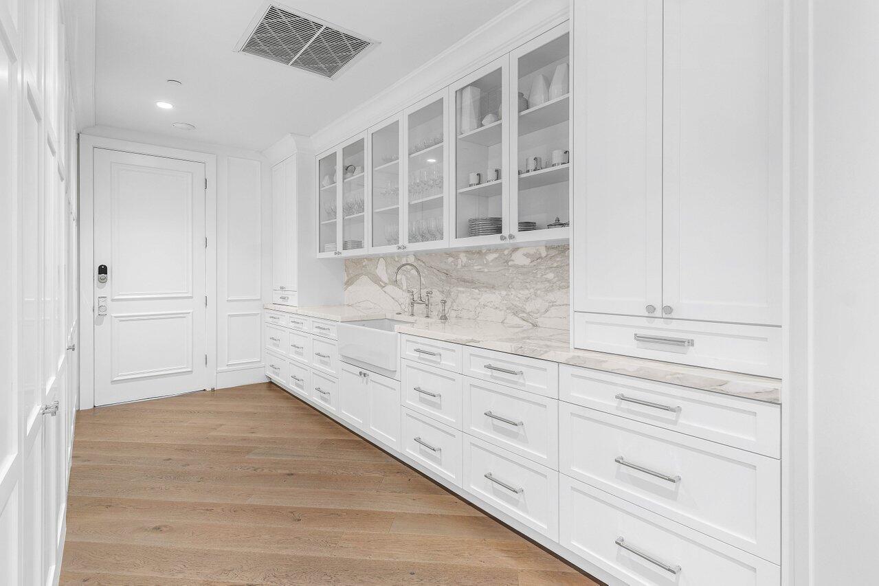 7383 Orangewood Ln #501 Boca Raton, FL 33433