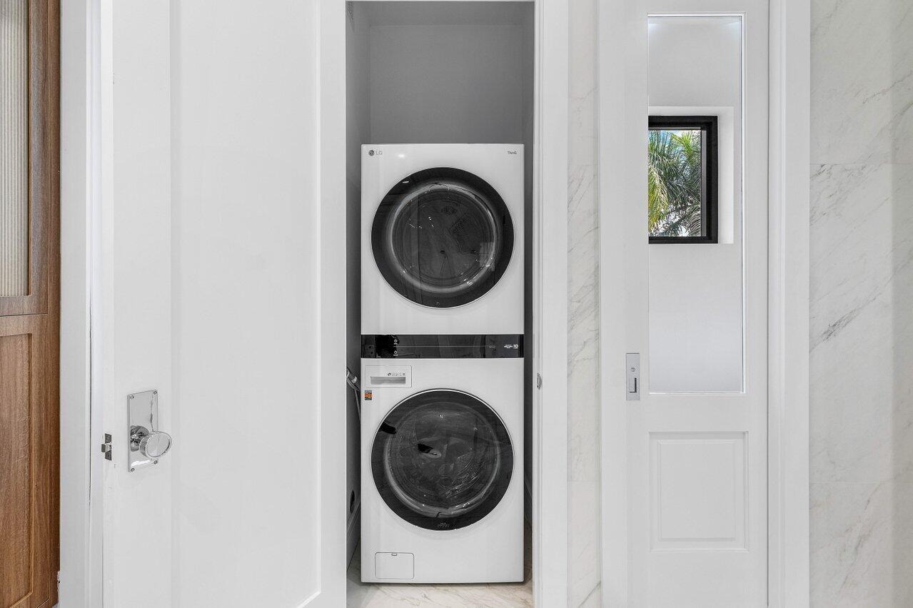 7383 Orangewood Ln #501 Boca Raton, FL 33433