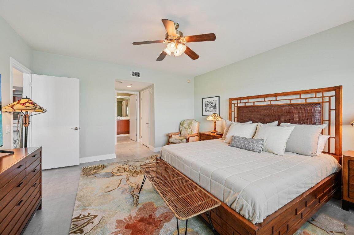 2640 Lake Shr #1810 Riviera Beach, FL 33404