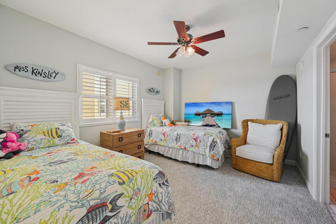 2640 Lake Shr #1810 Riviera Beach, FL 33404