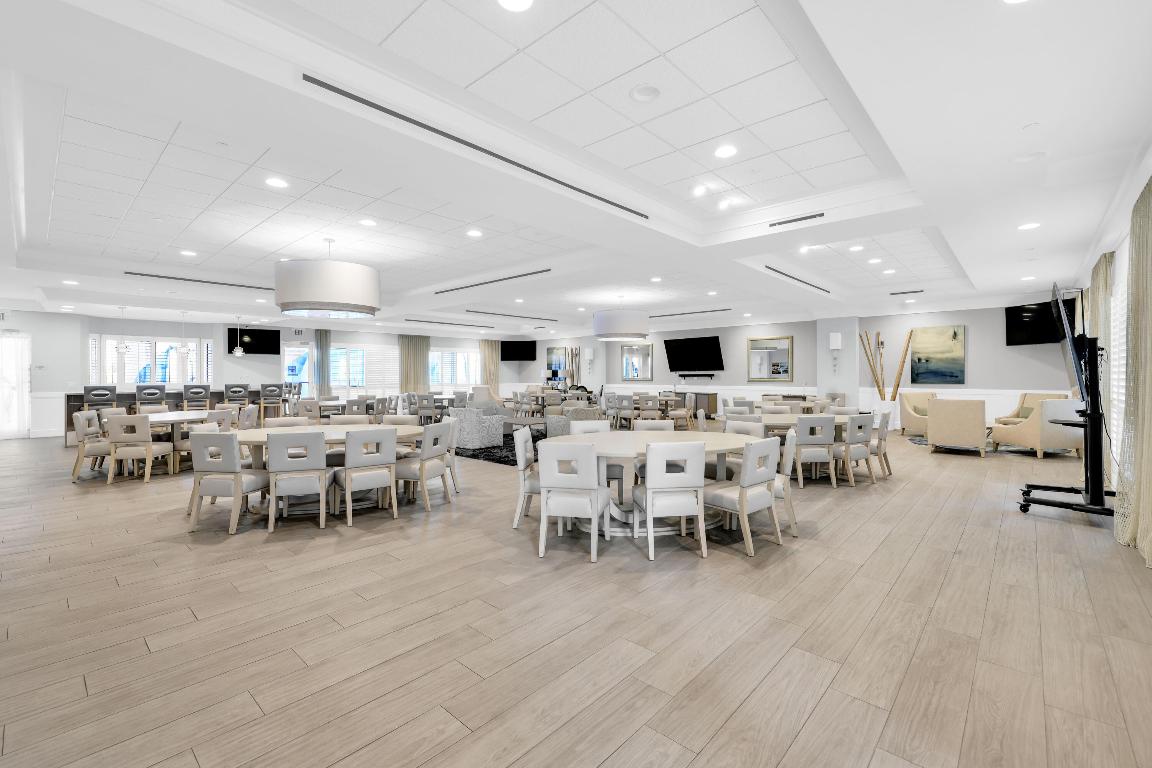 2640 Lake Shr #1810 Riviera Beach, FL 33404