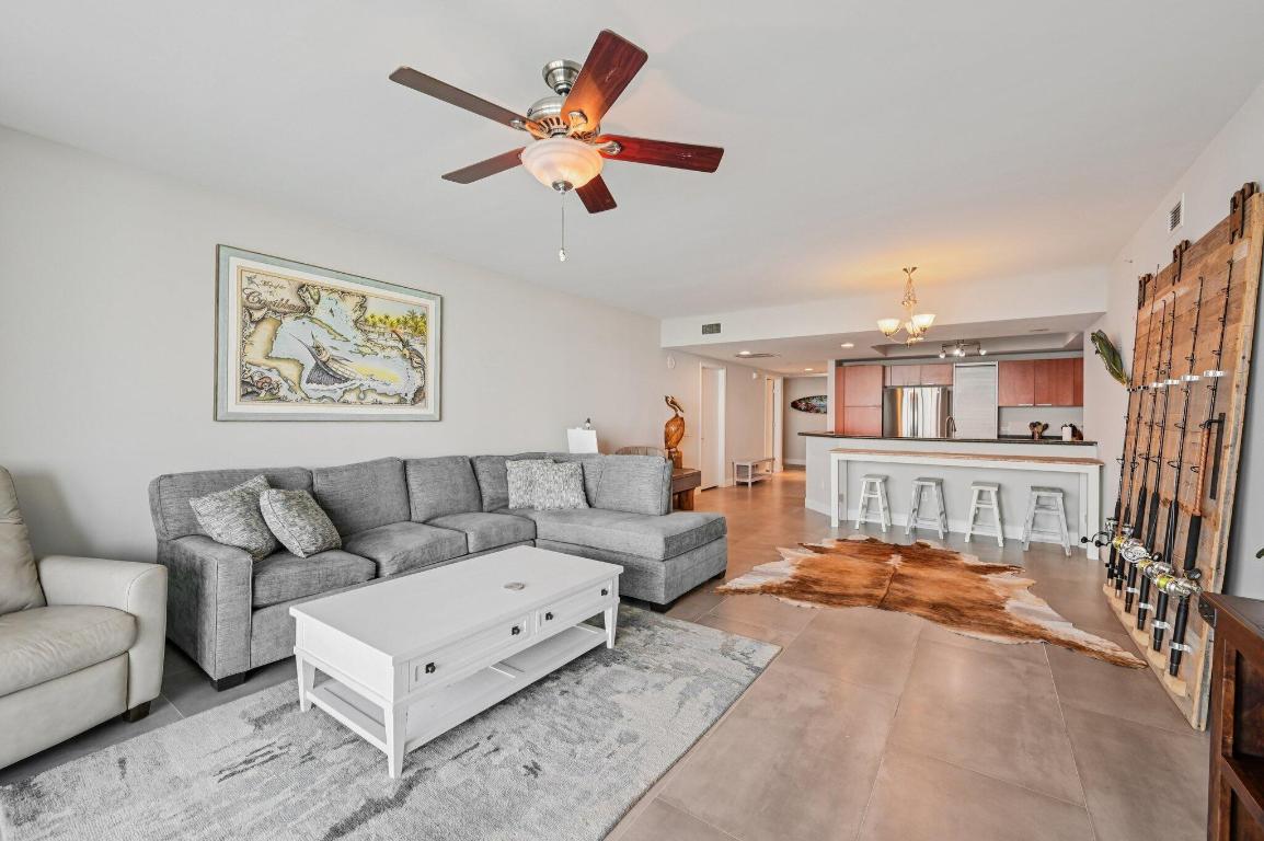 2640 Lake Shr #1810 Riviera Beach, FL 33404