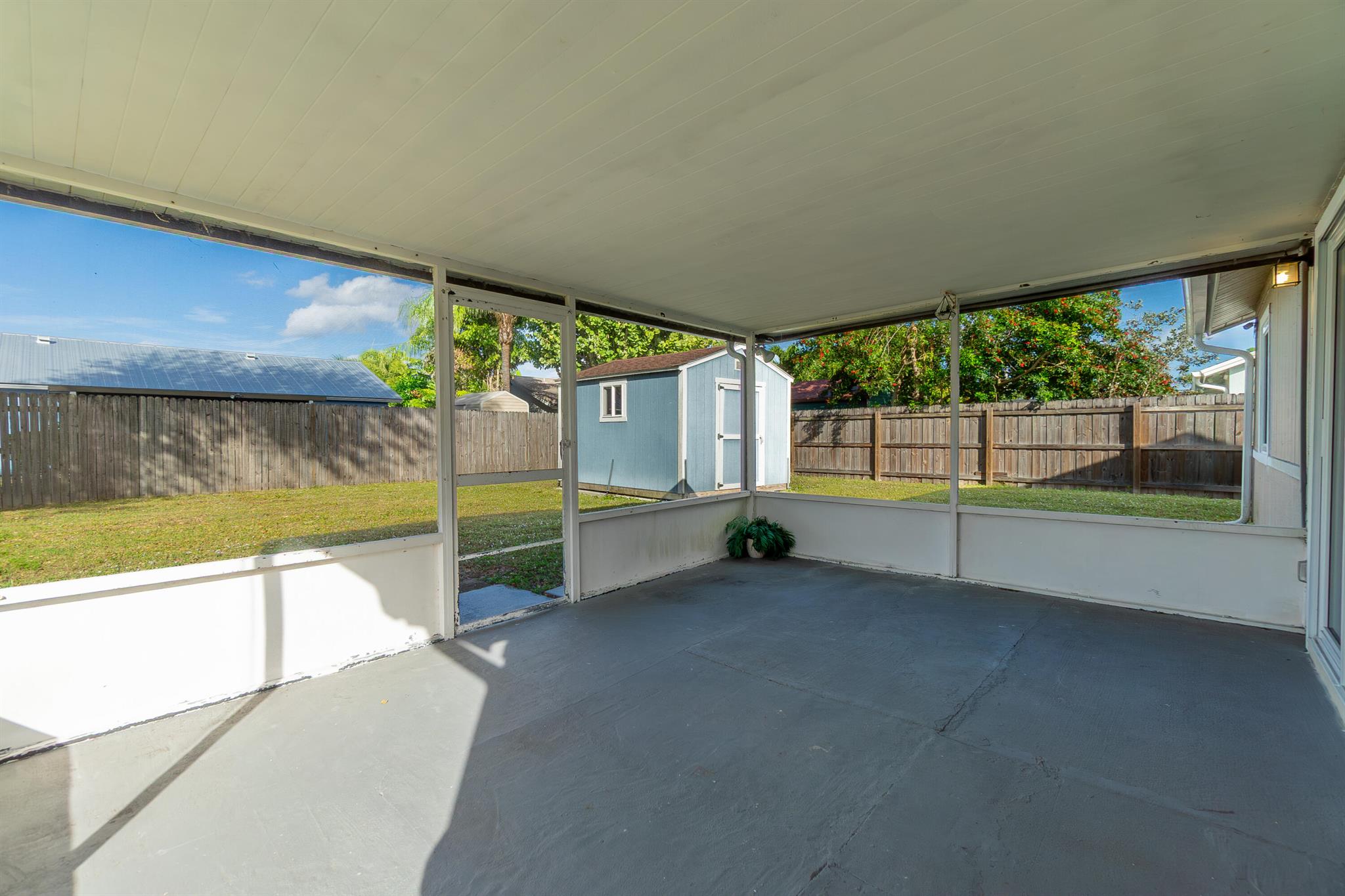 10079 Patience Ln Royal Palm Beach, FL 33411