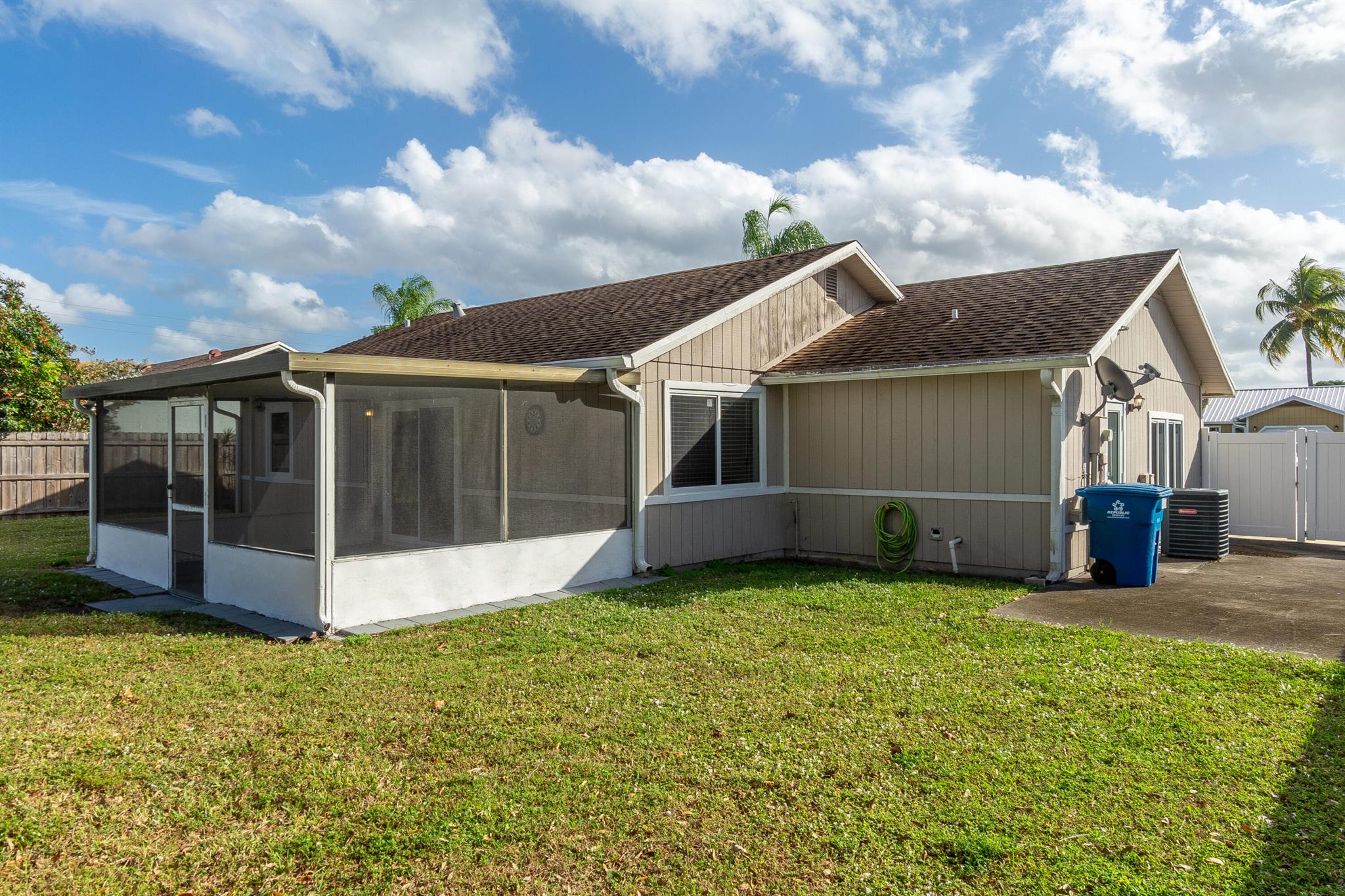 10079 Patience Ln Royal Palm Beach, FL 33411