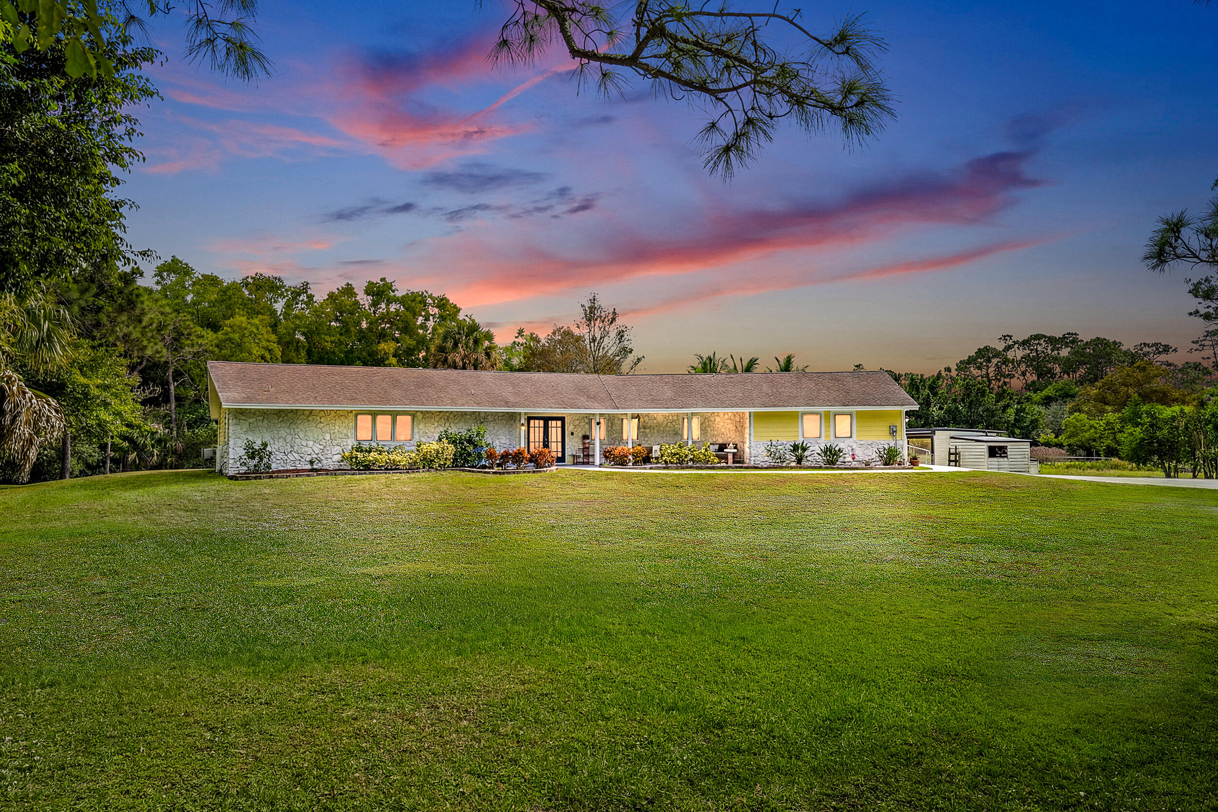 17696 Winterhawk Jupiter, FL 33478