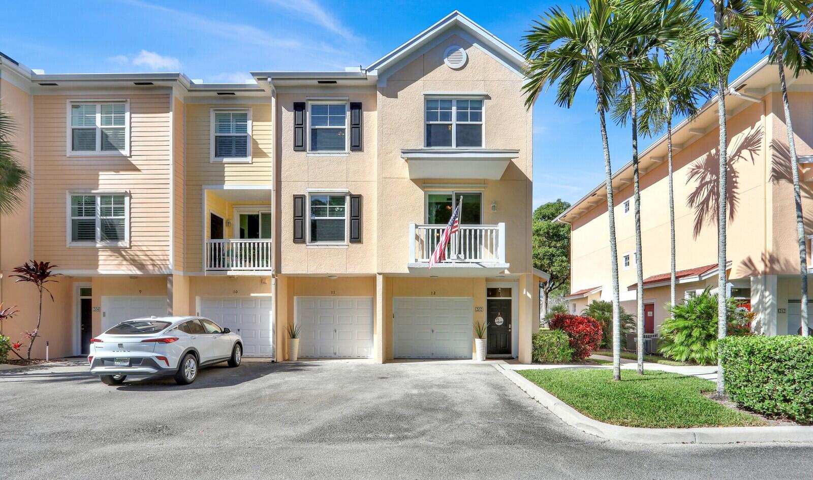 255 Murcia #202 Jupiter, FL 33458