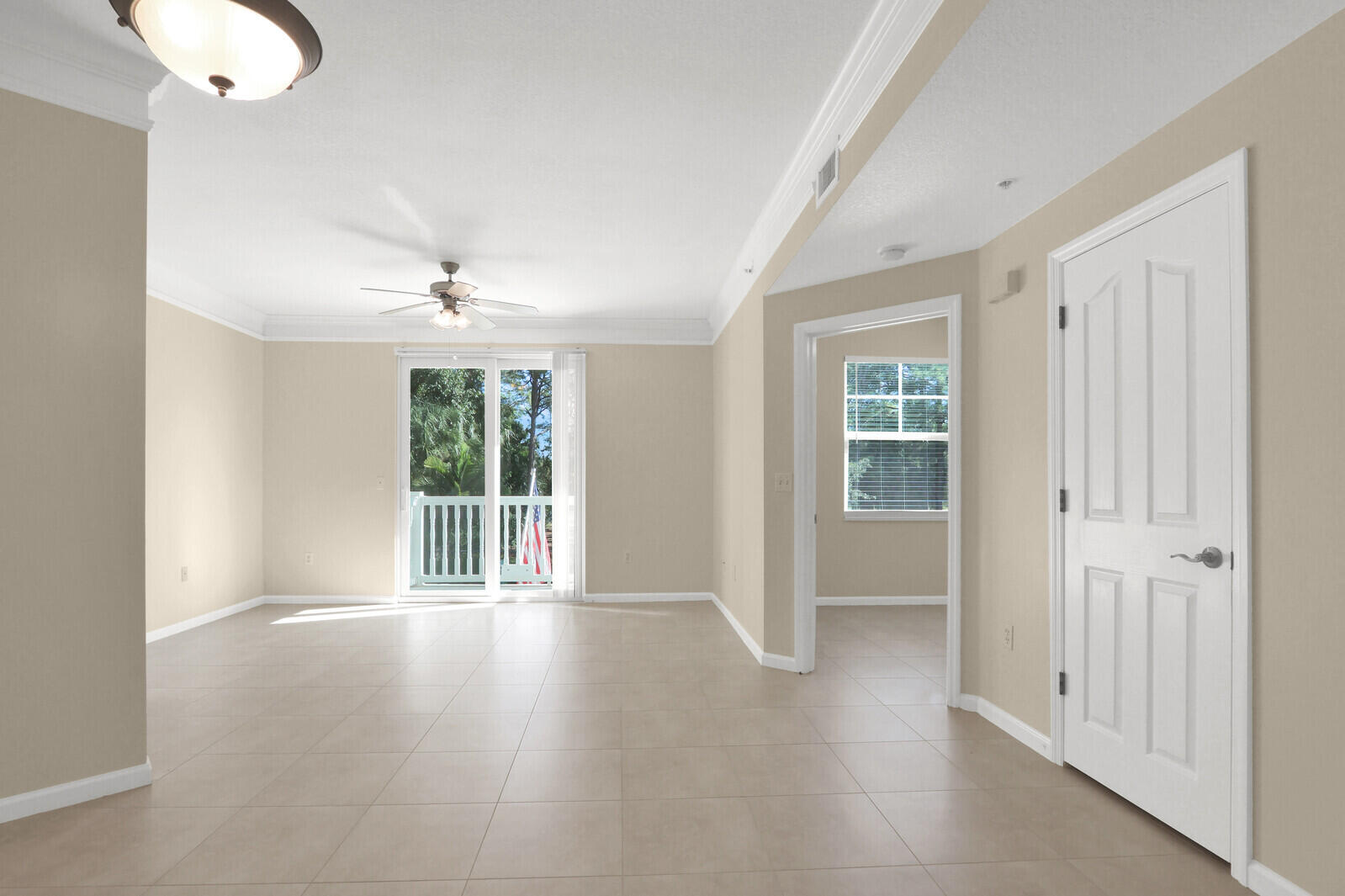 255 Murcia #202 Jupiter, FL 33458